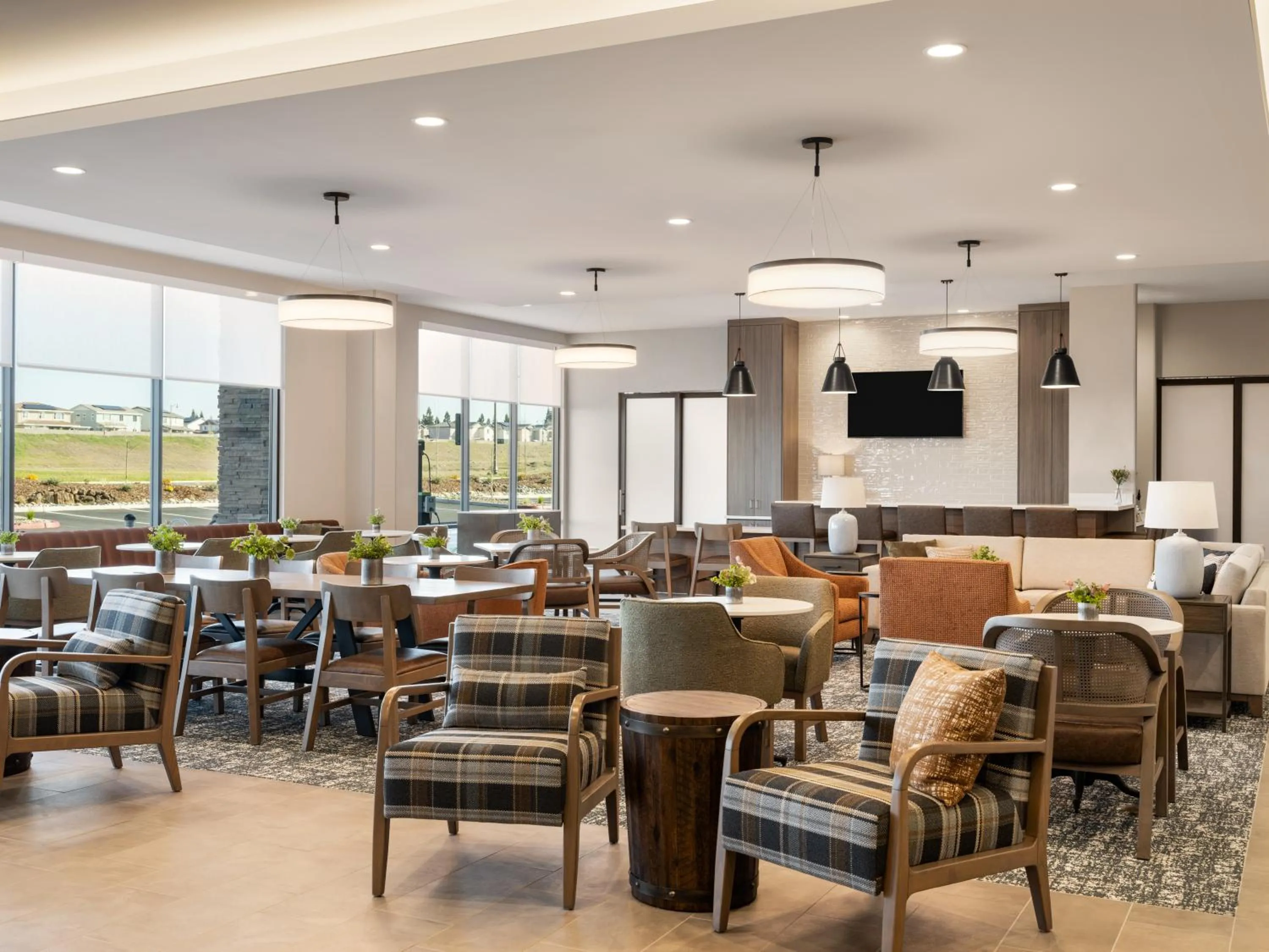 Restaurant/places to eat in La Quinta Inn and Suites by Wyndham Lincoln