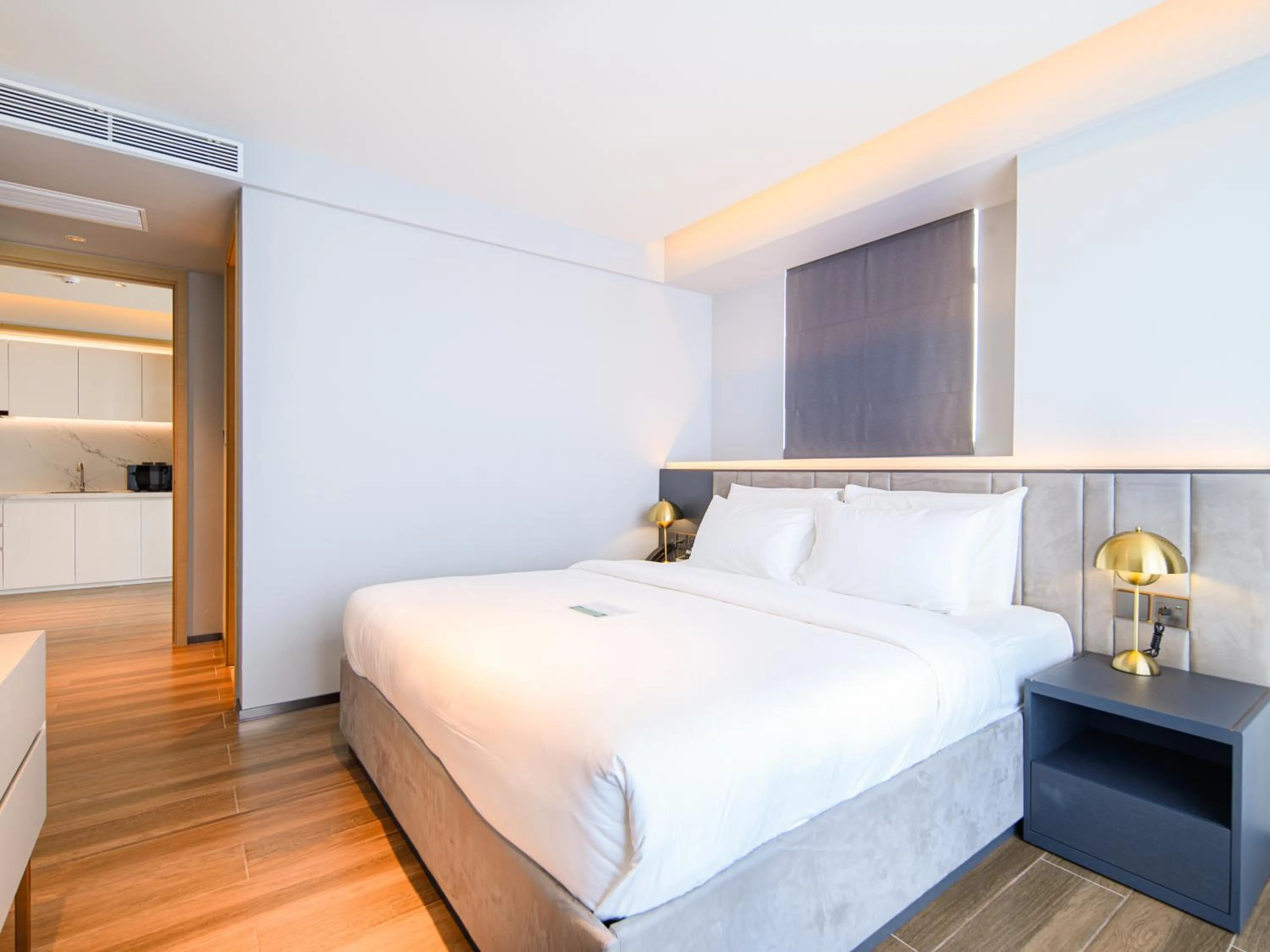 Bed in Beverly Mountain Bay, Trademark Collection by Wyndham