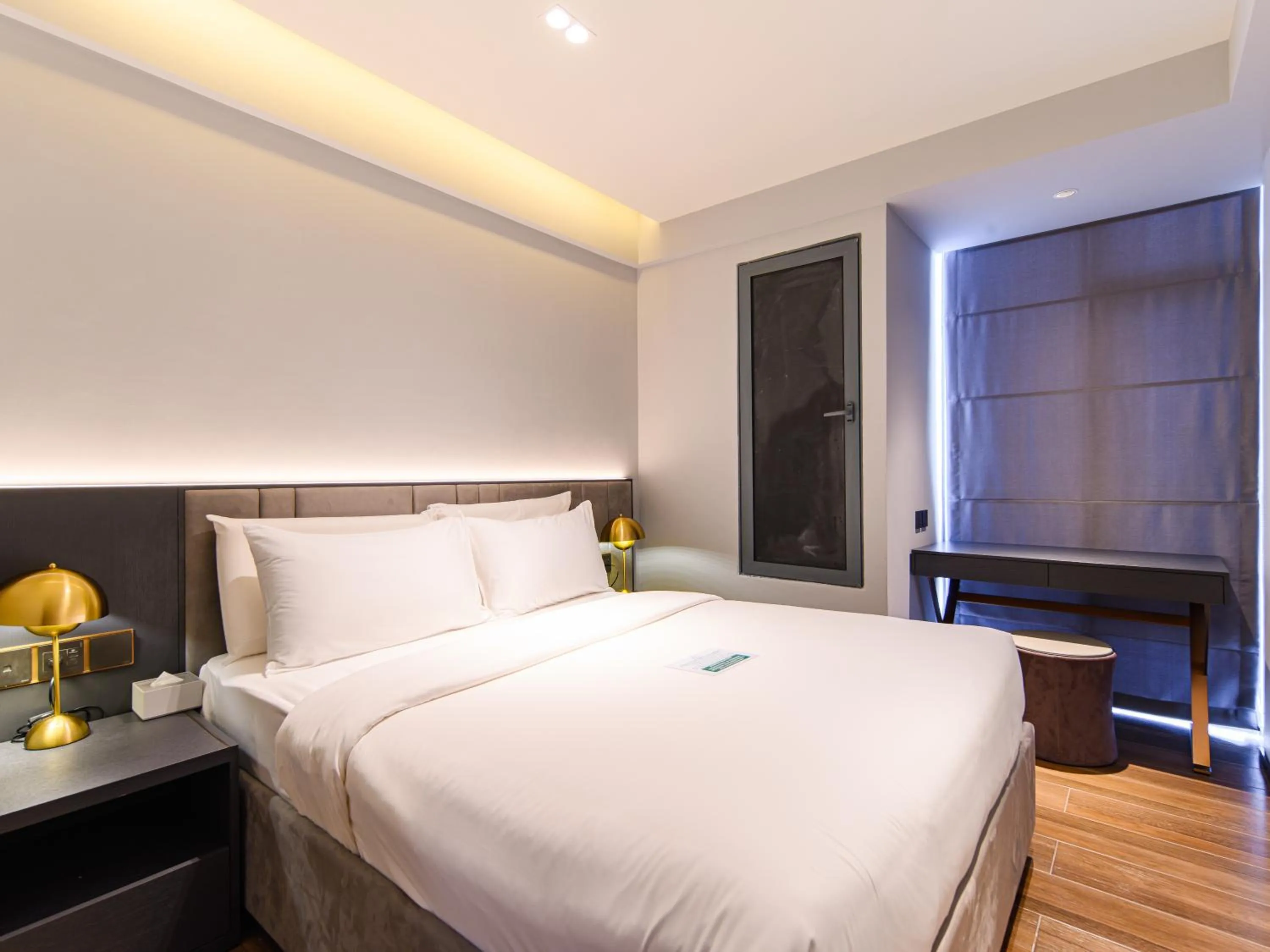 Bed in Beverly Mountain Bay, Trademark Collection by Wyndham