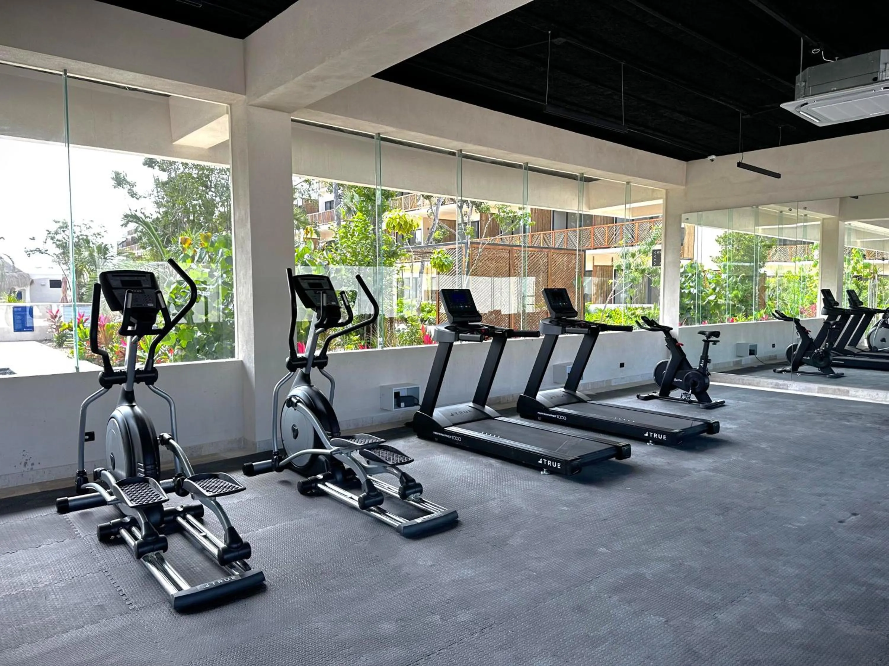 Fitness centre/facilities in Wyndham Tulum