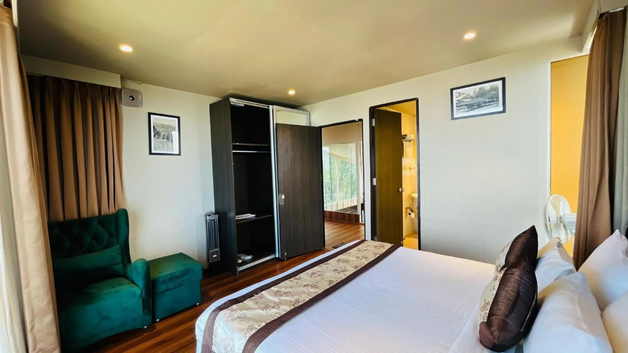 Bed in Aamari Resort