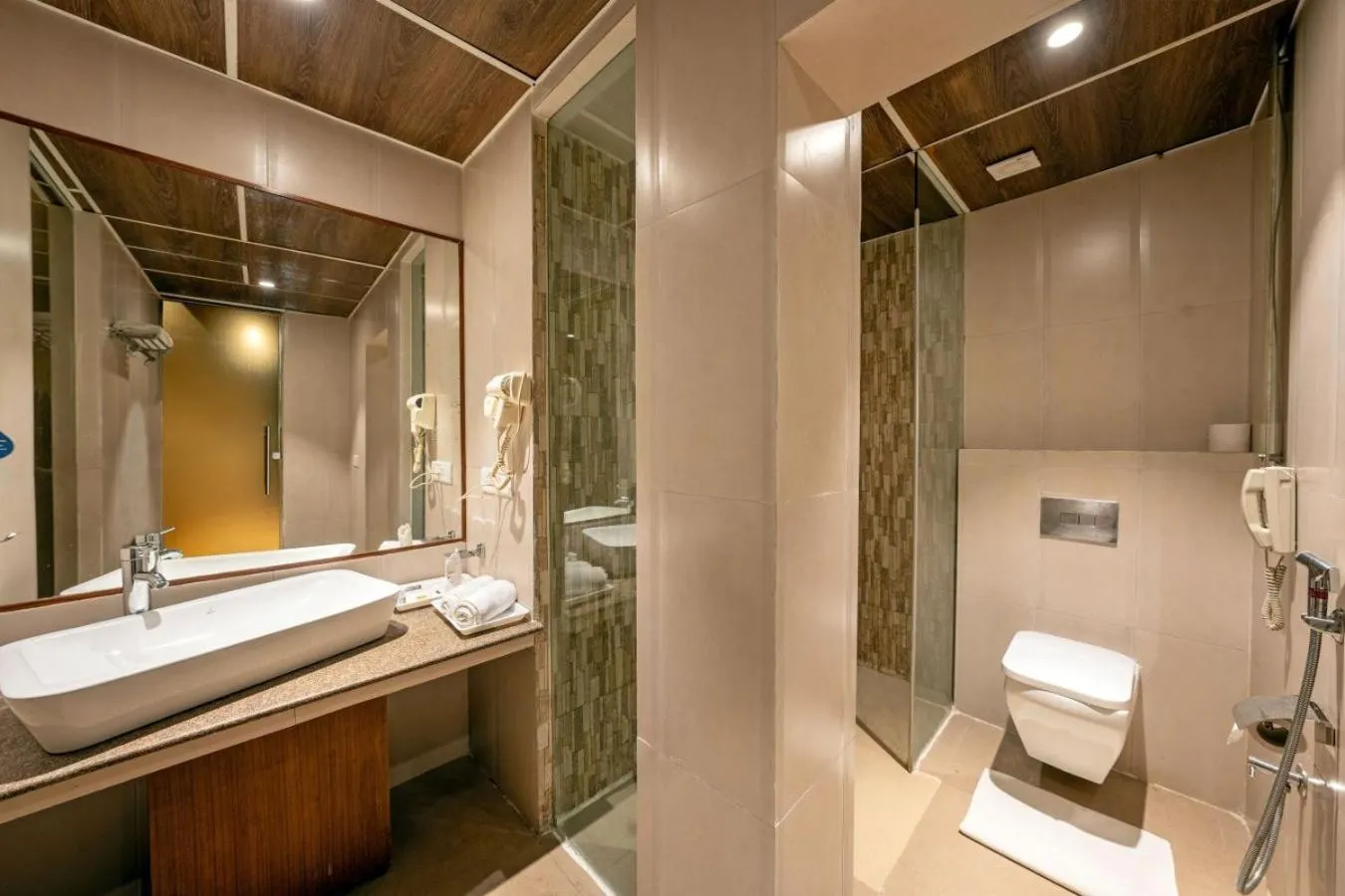 Shower in Aamari Resort