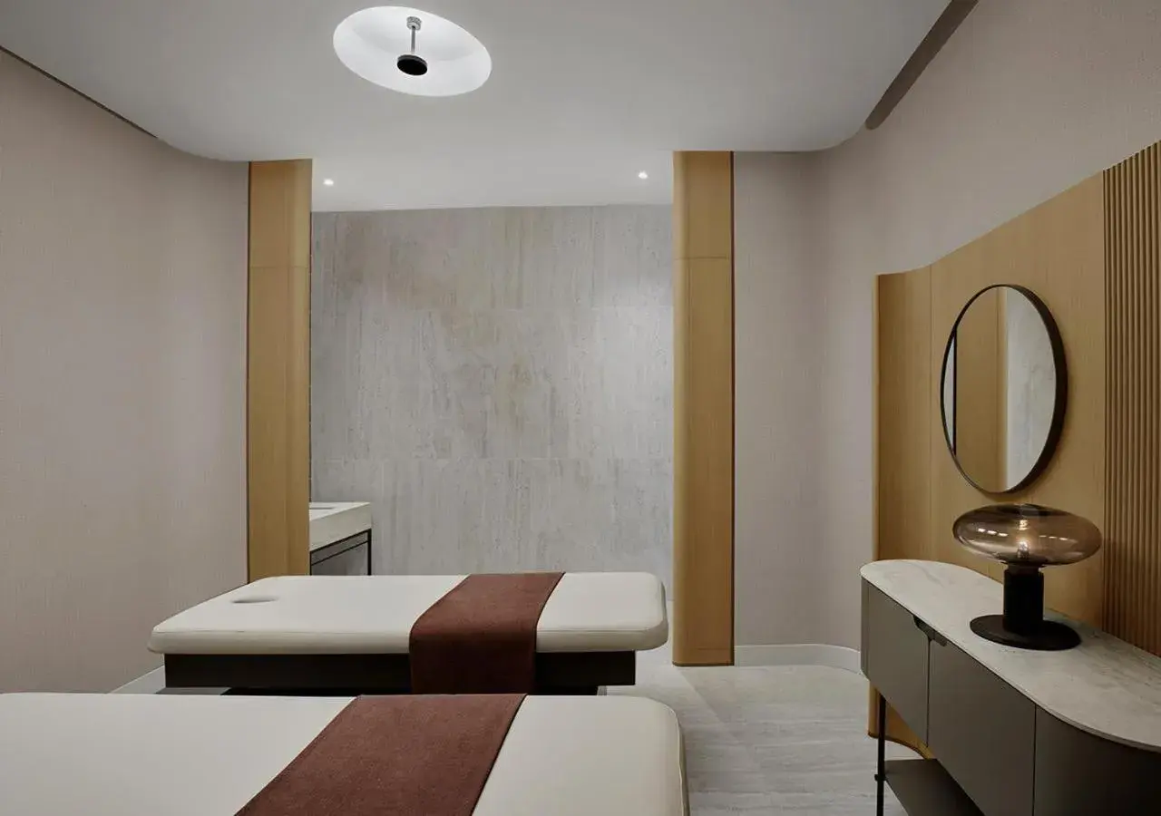 Spa and wellness centre/facilities, Bed in Akra Antalya Spa and wellness centre/facilities, Bed in Akra Antalya