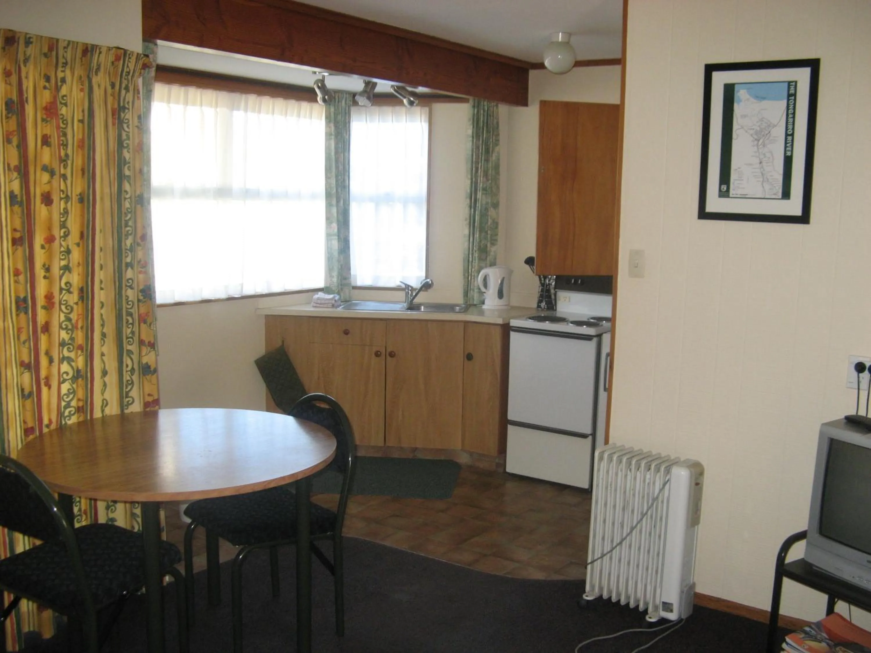 Coffee/tea facilities in Tongariro River Motel