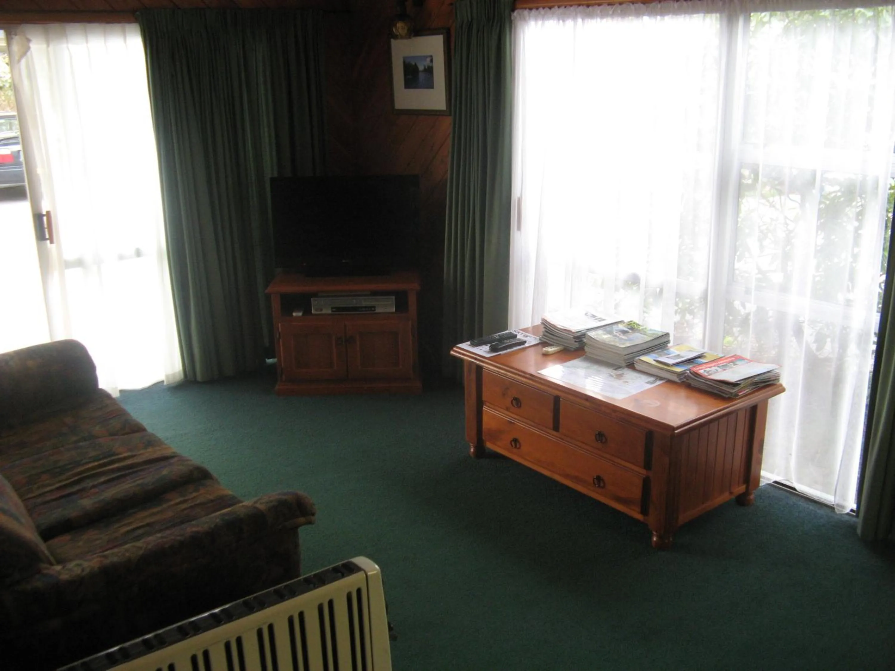 Living room in Tongariro River Motel
