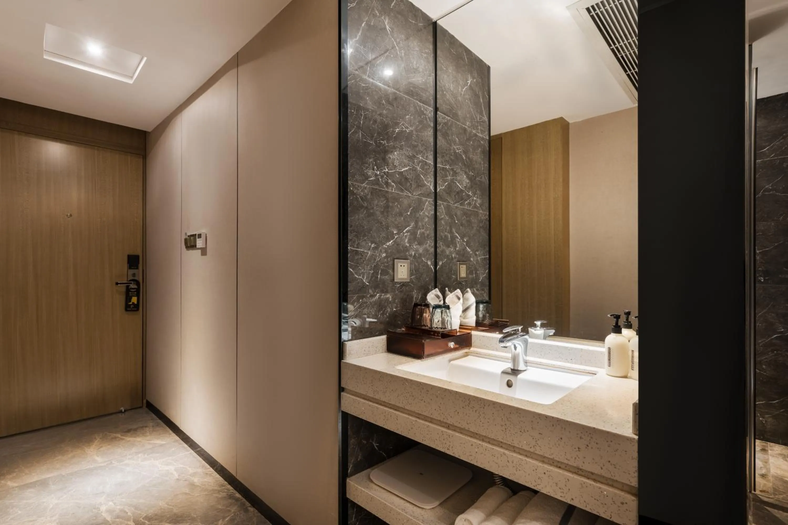 Paco Hotel Tianpingjia Metro Guangzhou