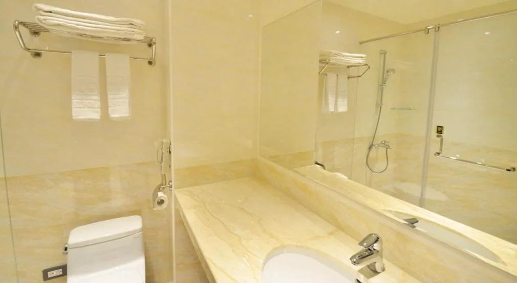 Shower in Hotel Formosa