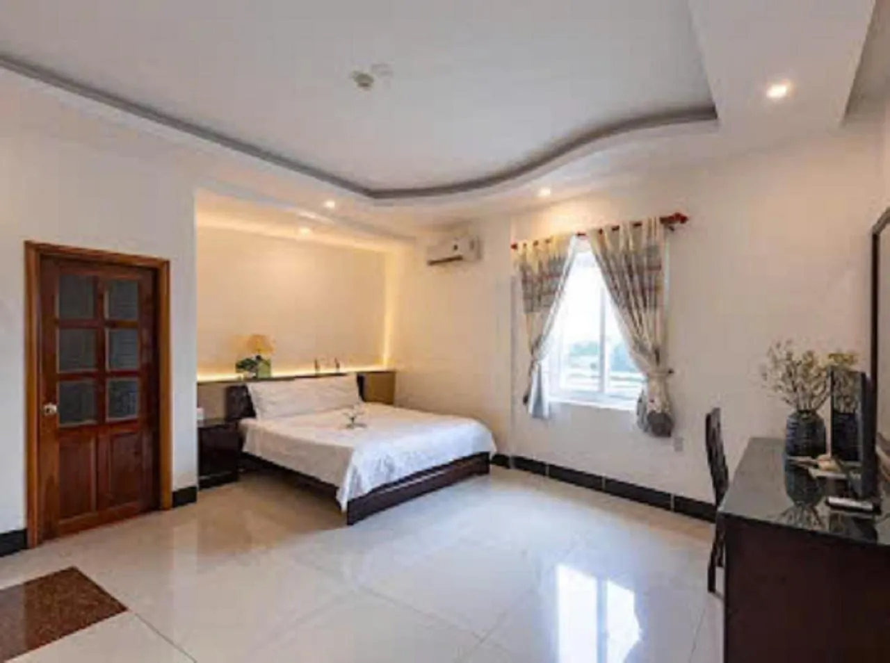 Ba That Hotel