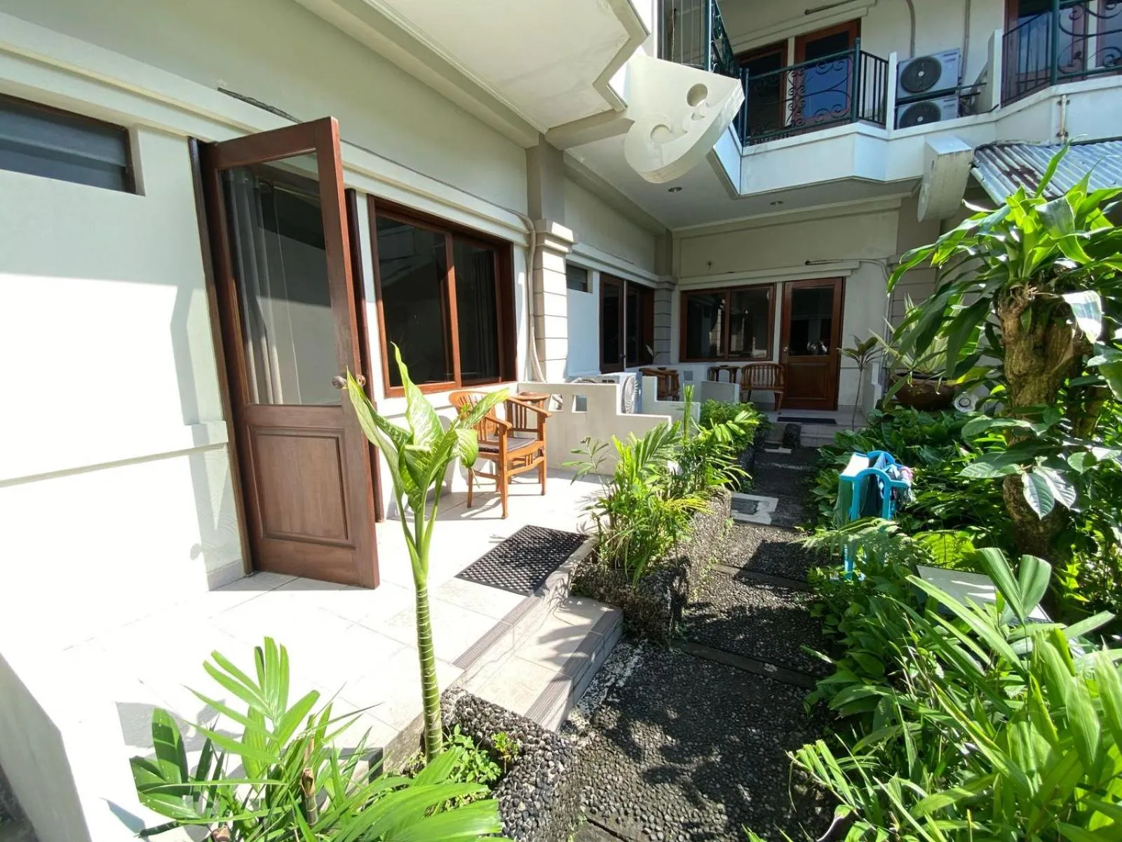 Balcony/Terrace in Hotel Winotosastro Garden