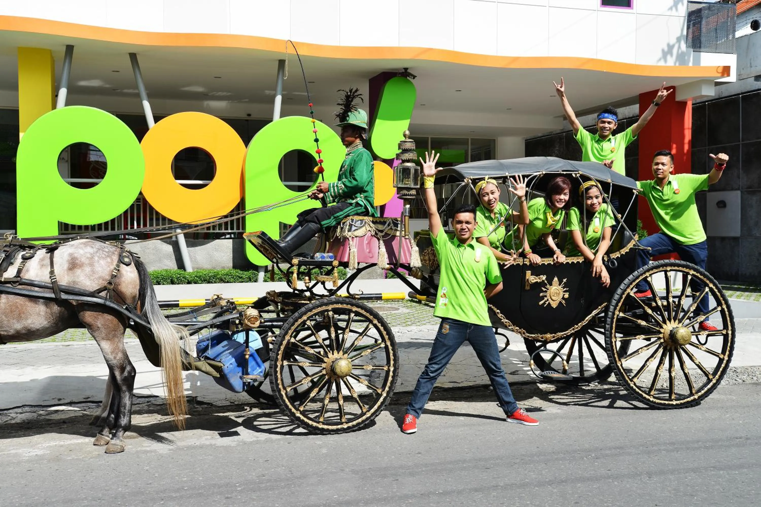 Facade/entrance in POP! Hotel Malioboro - Yogyakarta
