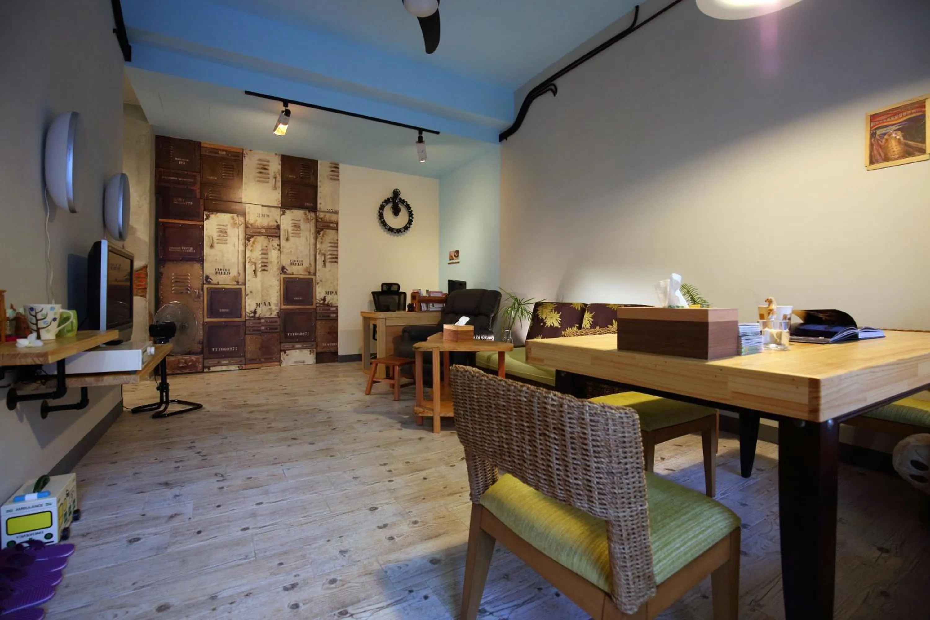 Property building in Ttdropin Homestay