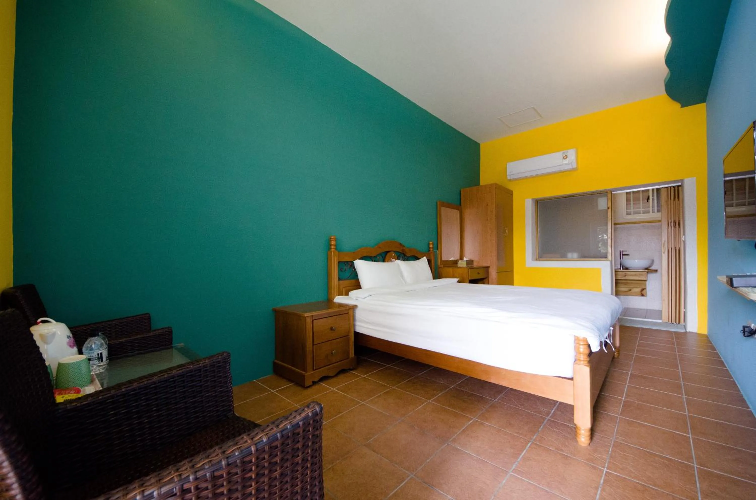 Photo of the whole room, Bed in Baisha 31 B&B