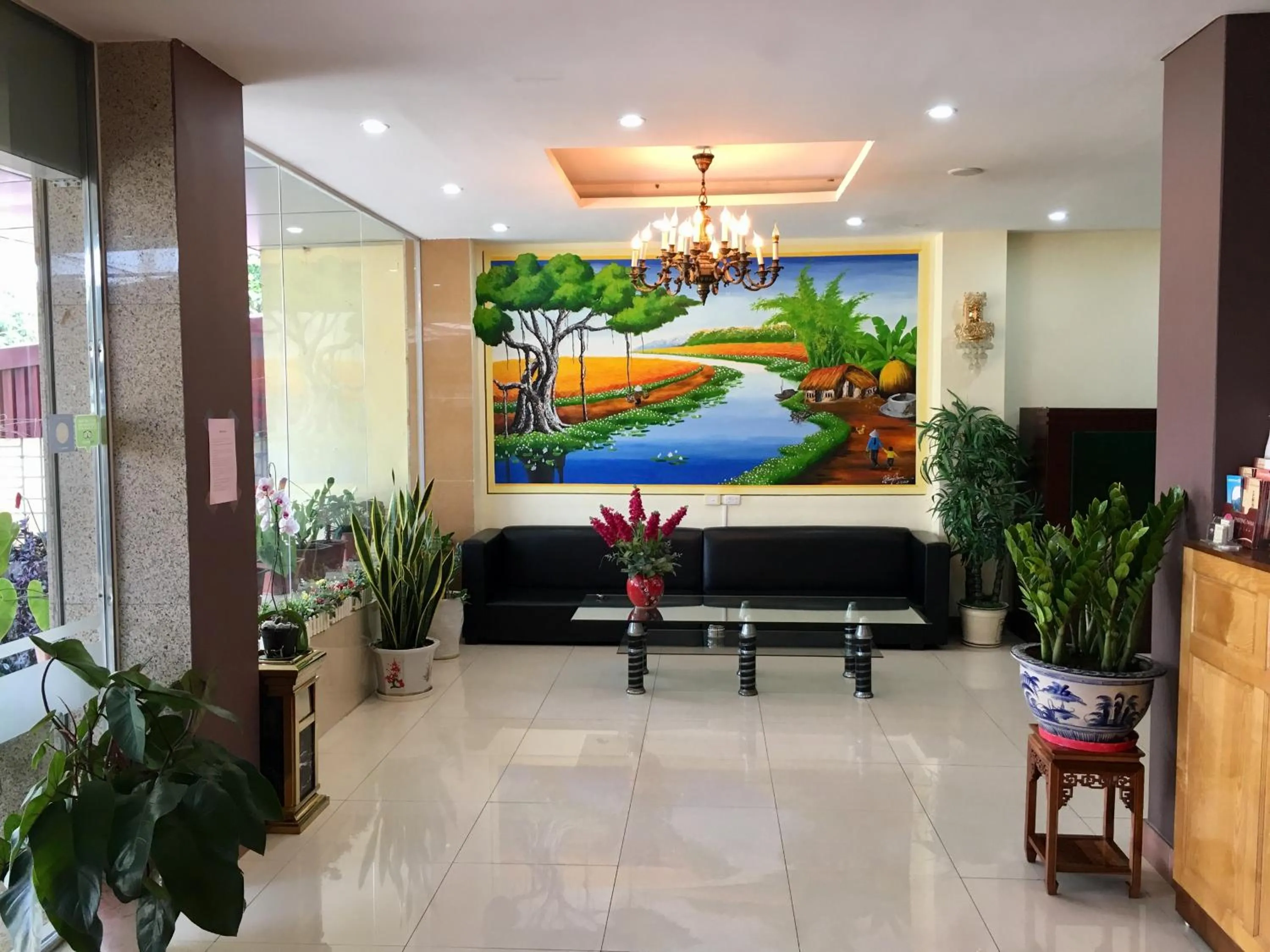Phuong Nam Hotel