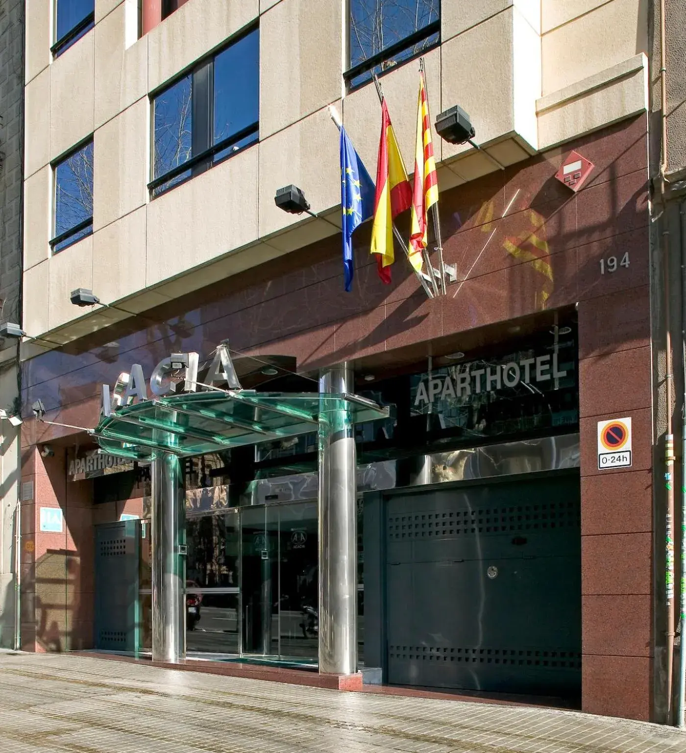 Facade/entrance in Acacia Suite Facade/entrance in Acacia Suite