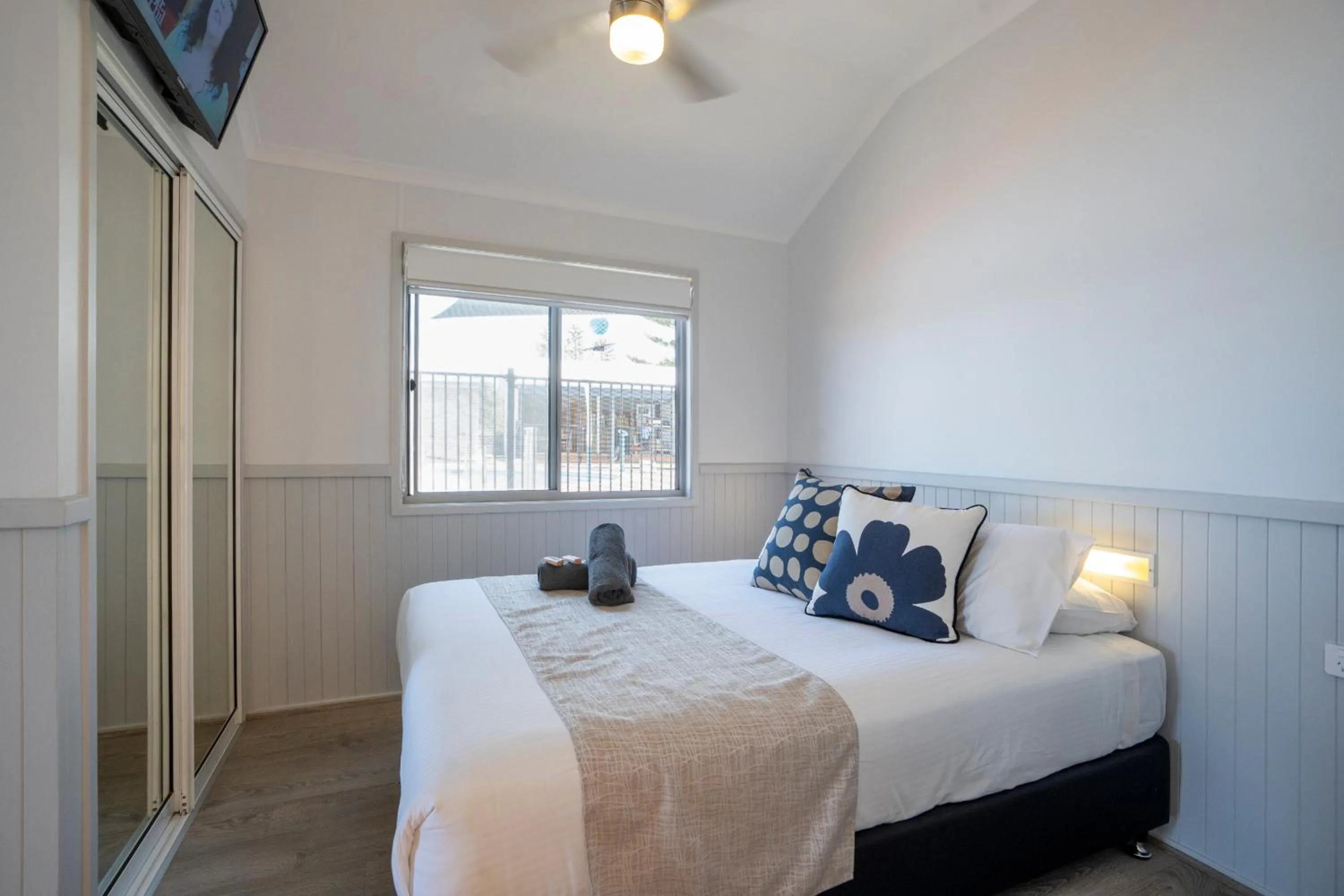 Bed in Surf Beach Holiday Park