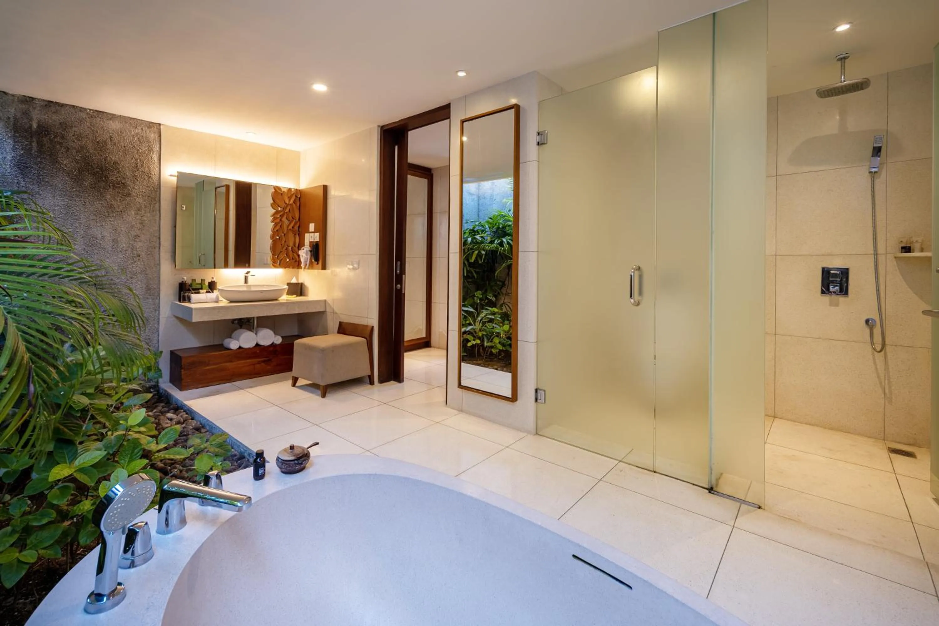 Toilet in MERUSAKA Nusa Dua