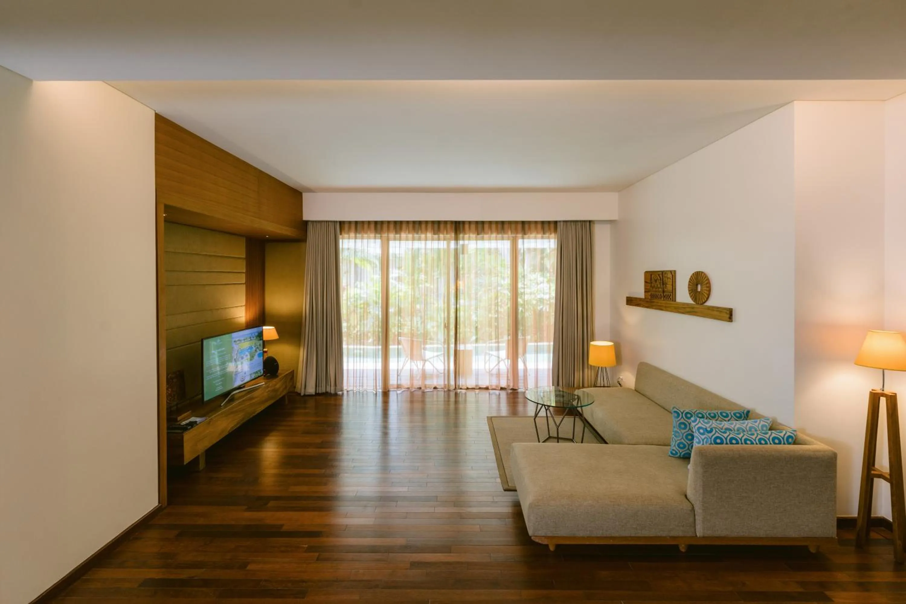 TV and multimedia in MERUSAKA Nusa Dua