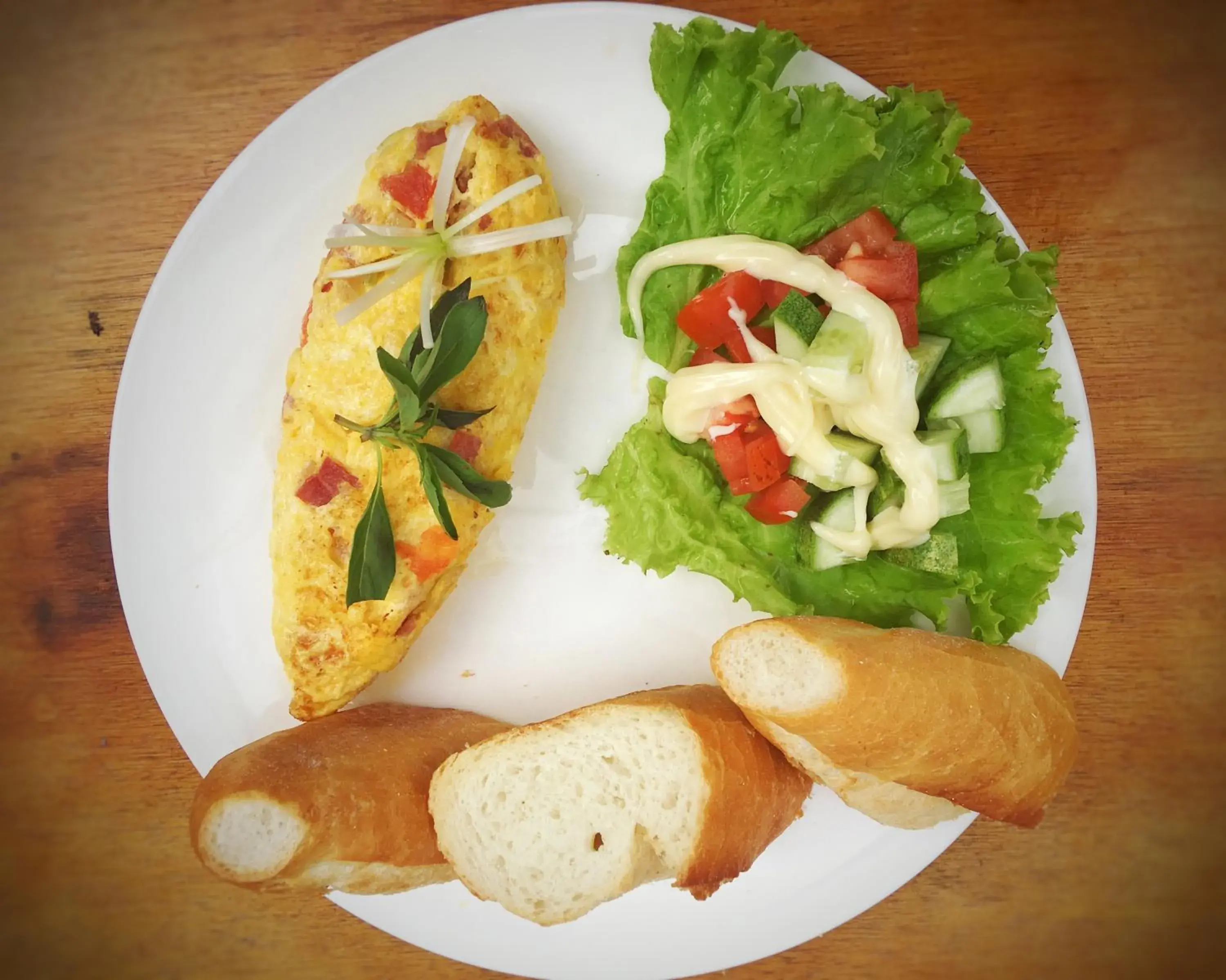 Breakfast in B'Lan Riverside Villa Breakfast in B'Lan Riverside Villa