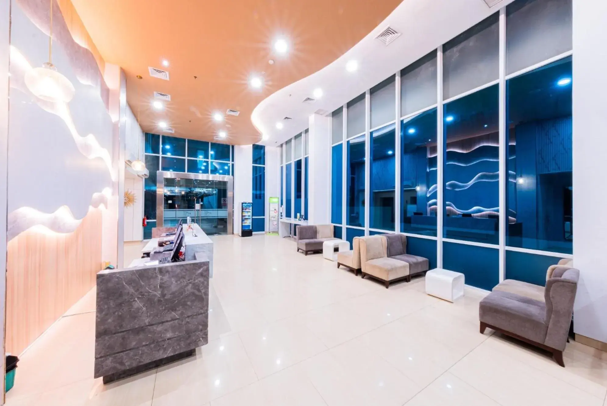 Lobby or reception in Whiz Prime Hotel Balikpapan Lobby or reception in Whiz Prime Hotel Balikpapan