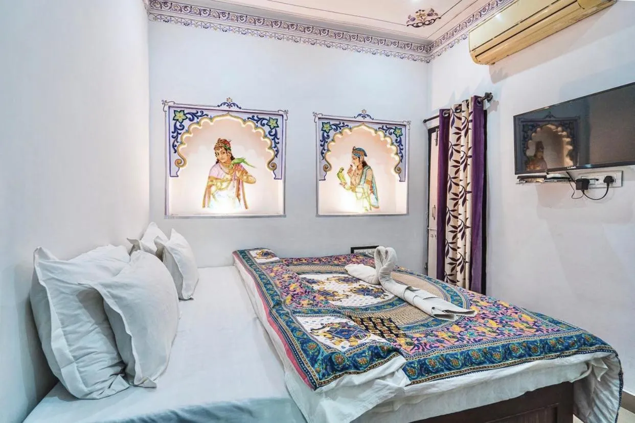 Budget Double Room in Lassi Guest House