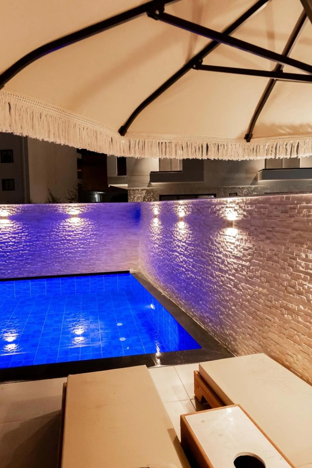Pool view in Hotel Kroi