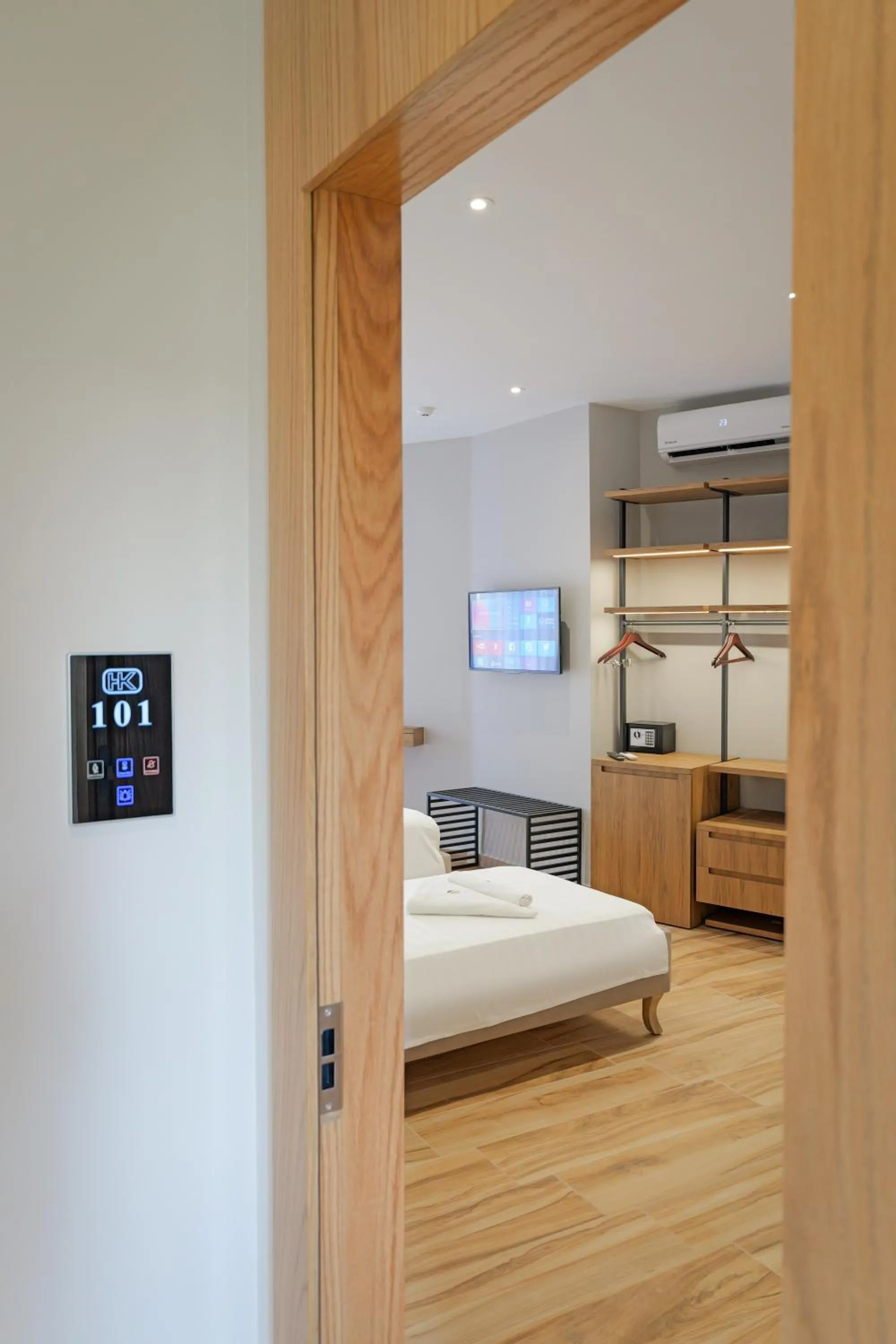 Bed in Hotel Kroi