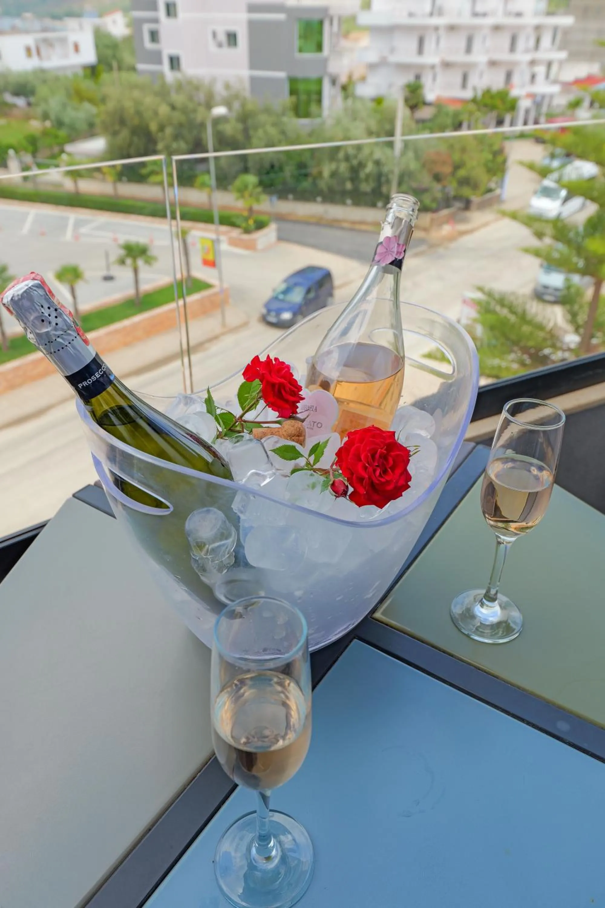 Day in Hotel Kroi