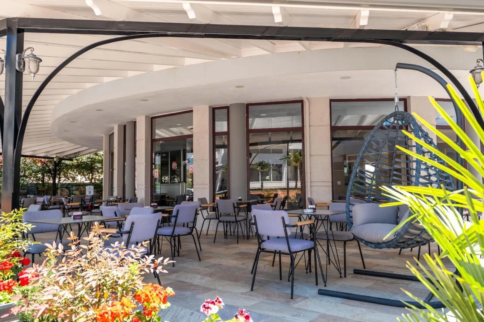 Seating area in Hotel Kroi