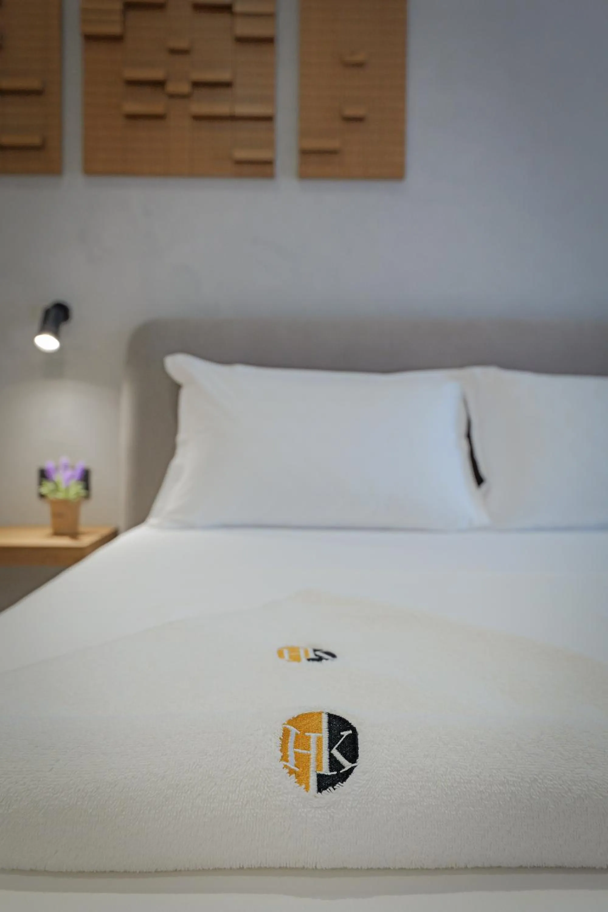 Bed in Hotel Kroi