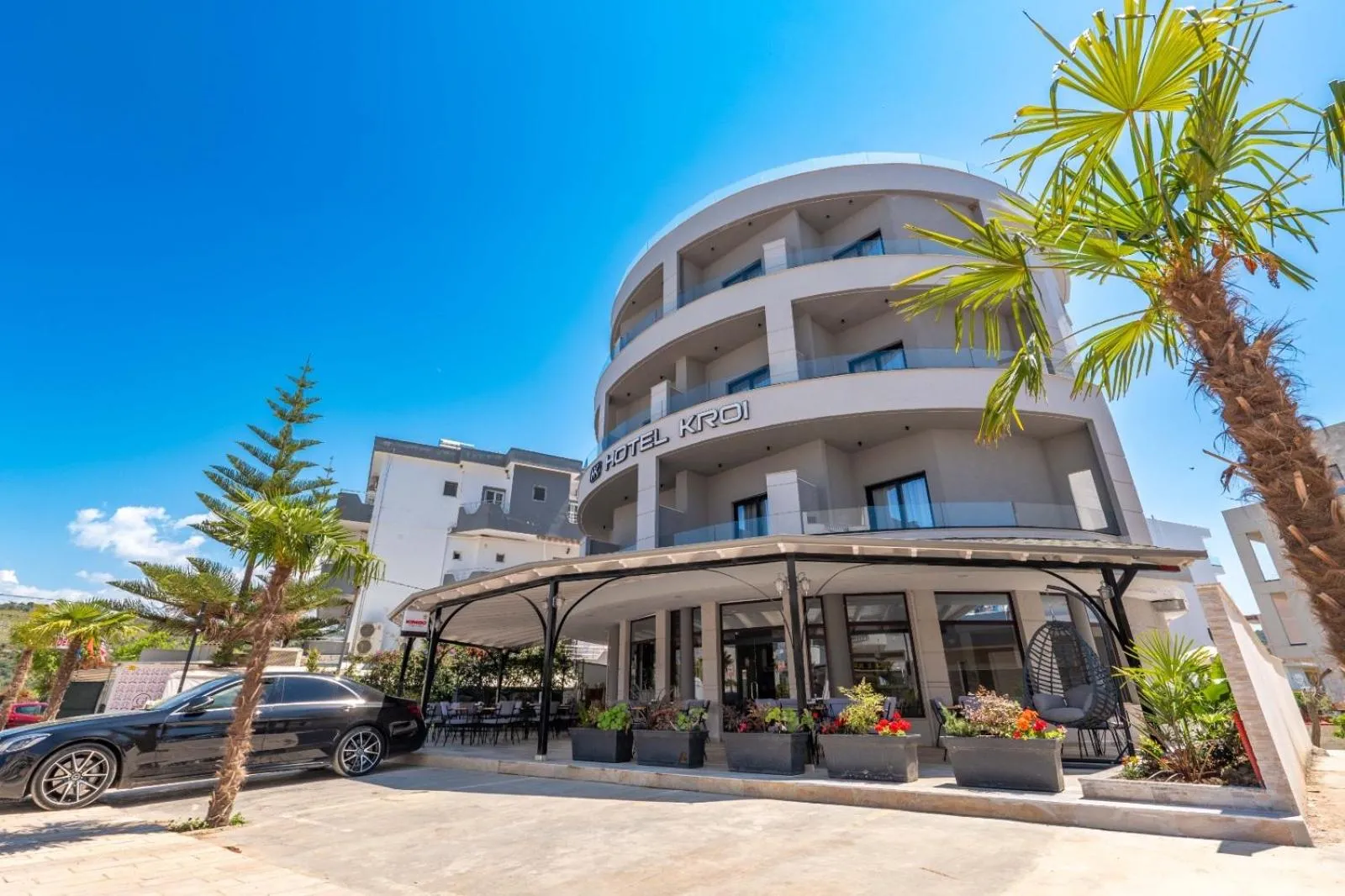 Property building in Hotel Kroi