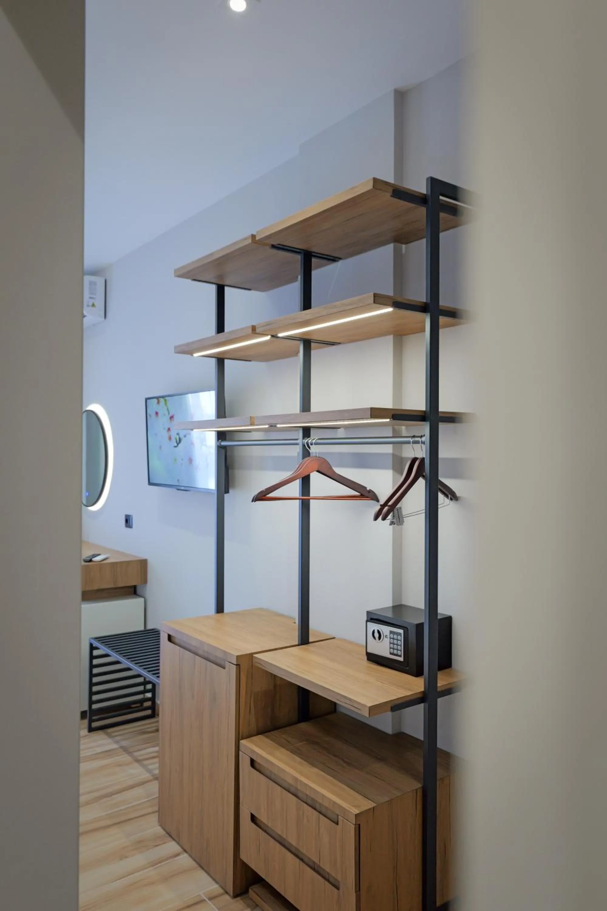 wardrobe in Hotel Kroi