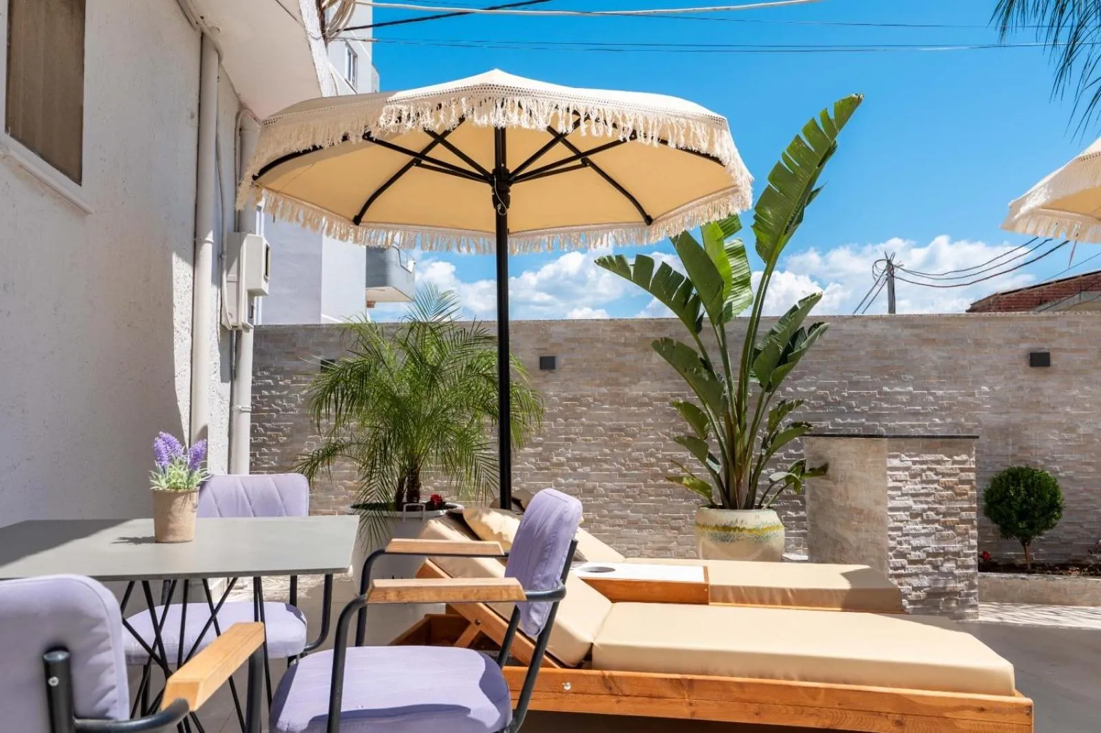 Property building in Hotel Kroi