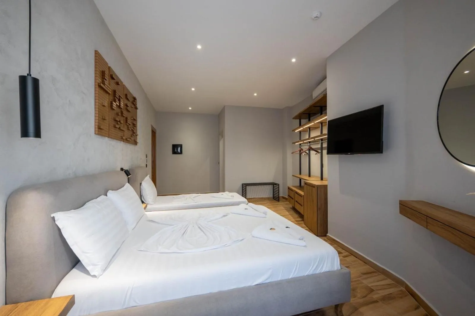 Photo of the whole room, Bed in Hotel Kroi