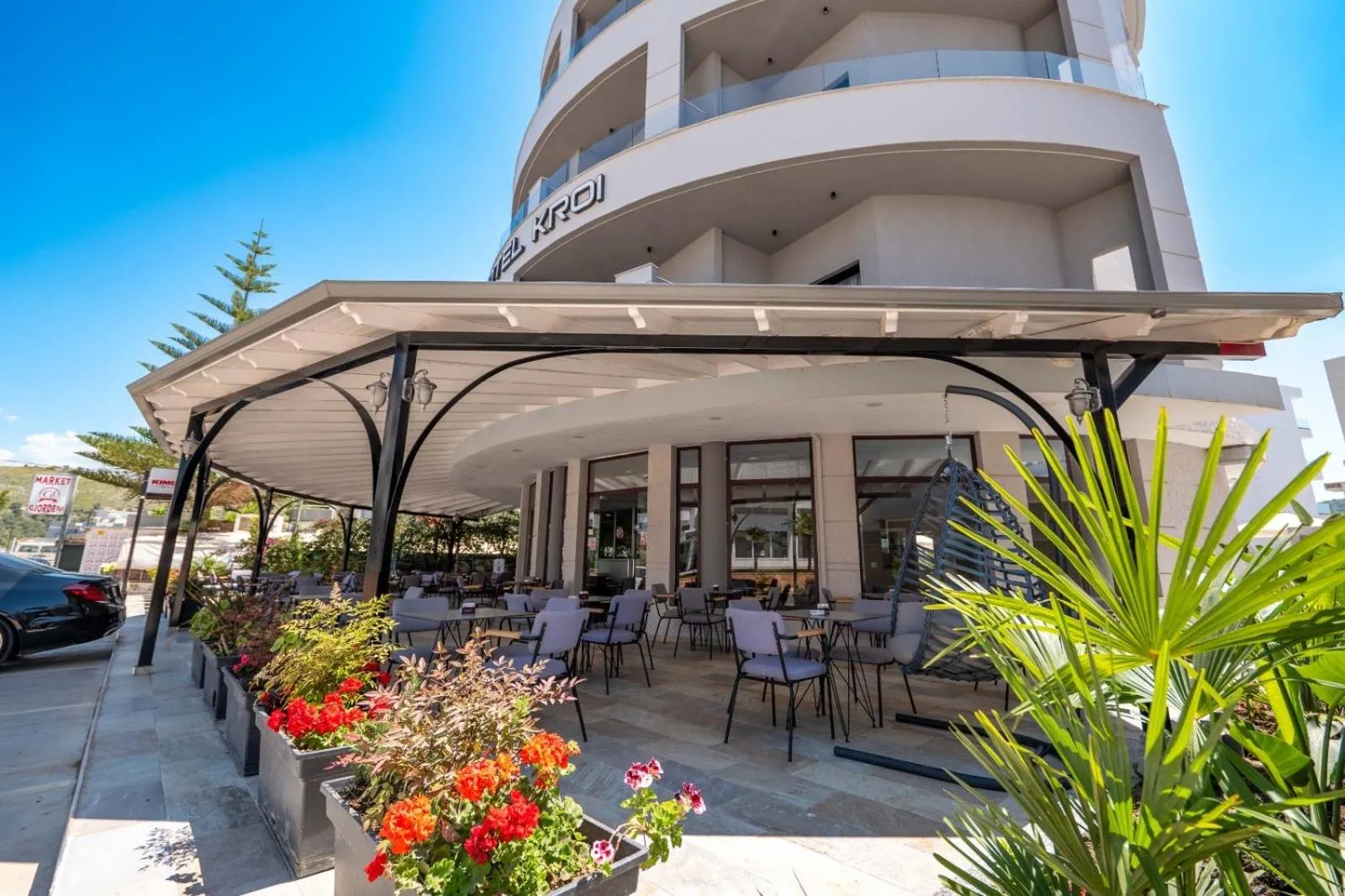 Property building in Hotel Kroi