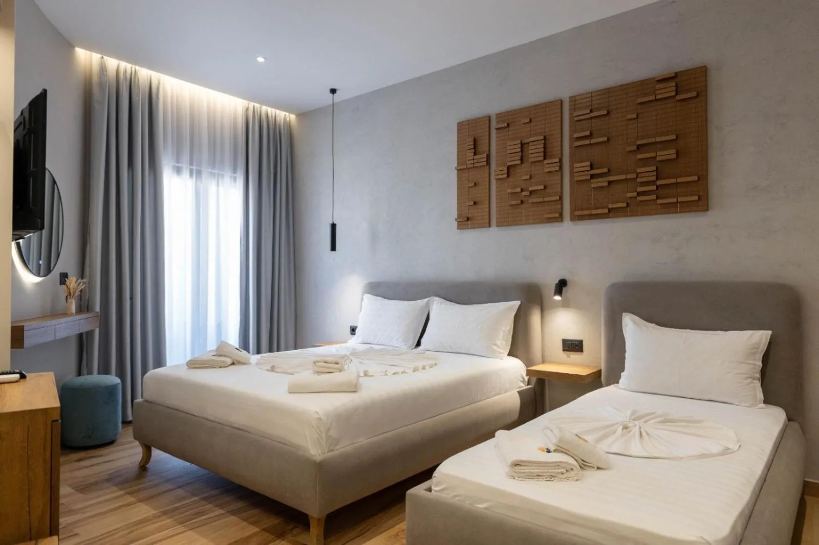 Photo of the whole room, Bed in Hotel Kroi