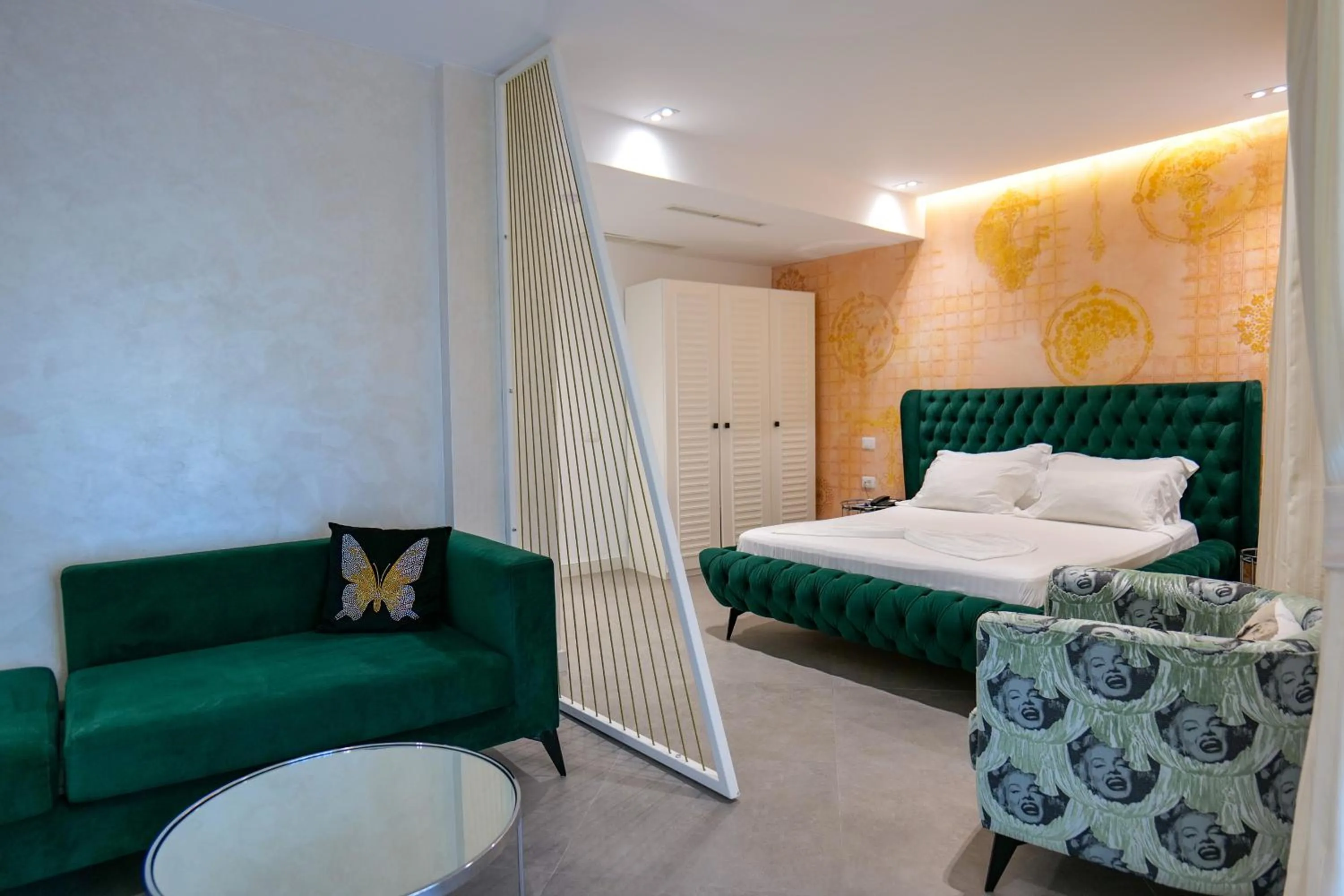 Bed in HH Boutique Hotel