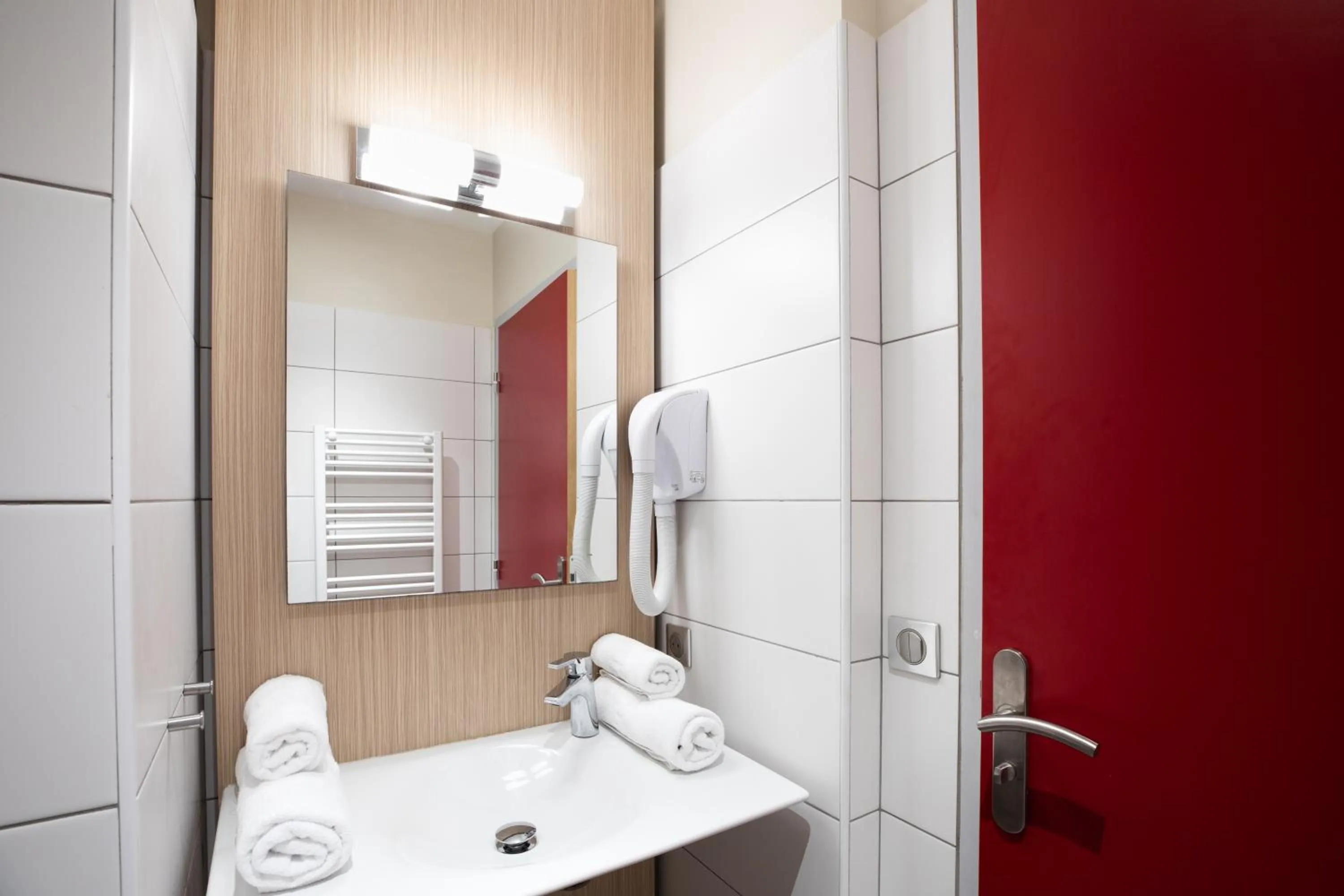 Bathroom in SOWELL RESIDENCES Les Perles du Golfe de Saint-Tropez