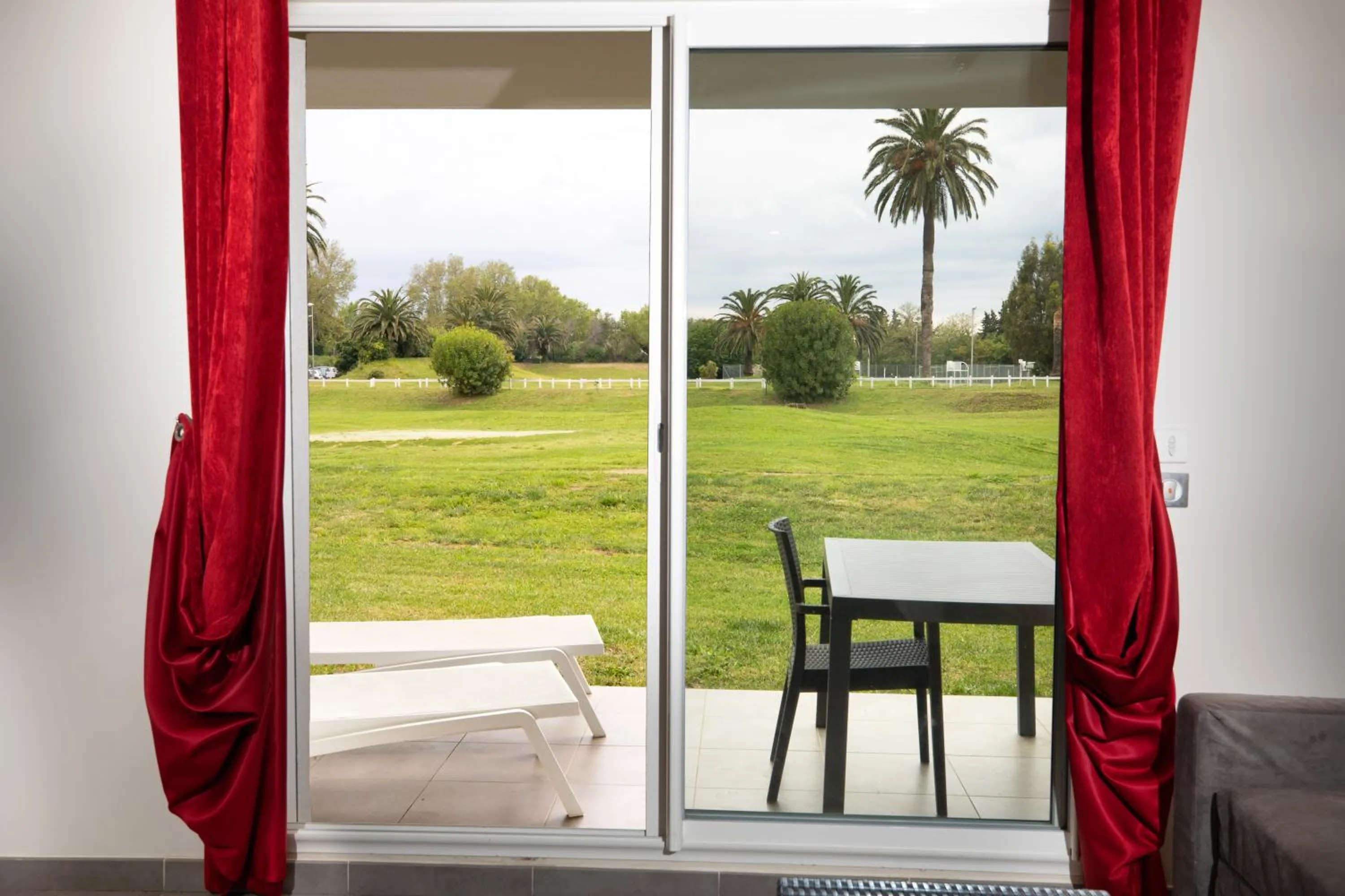 Balcony/Terrace in SOWELL RESIDENCES Les Perles du Golfe de Saint-Tropez