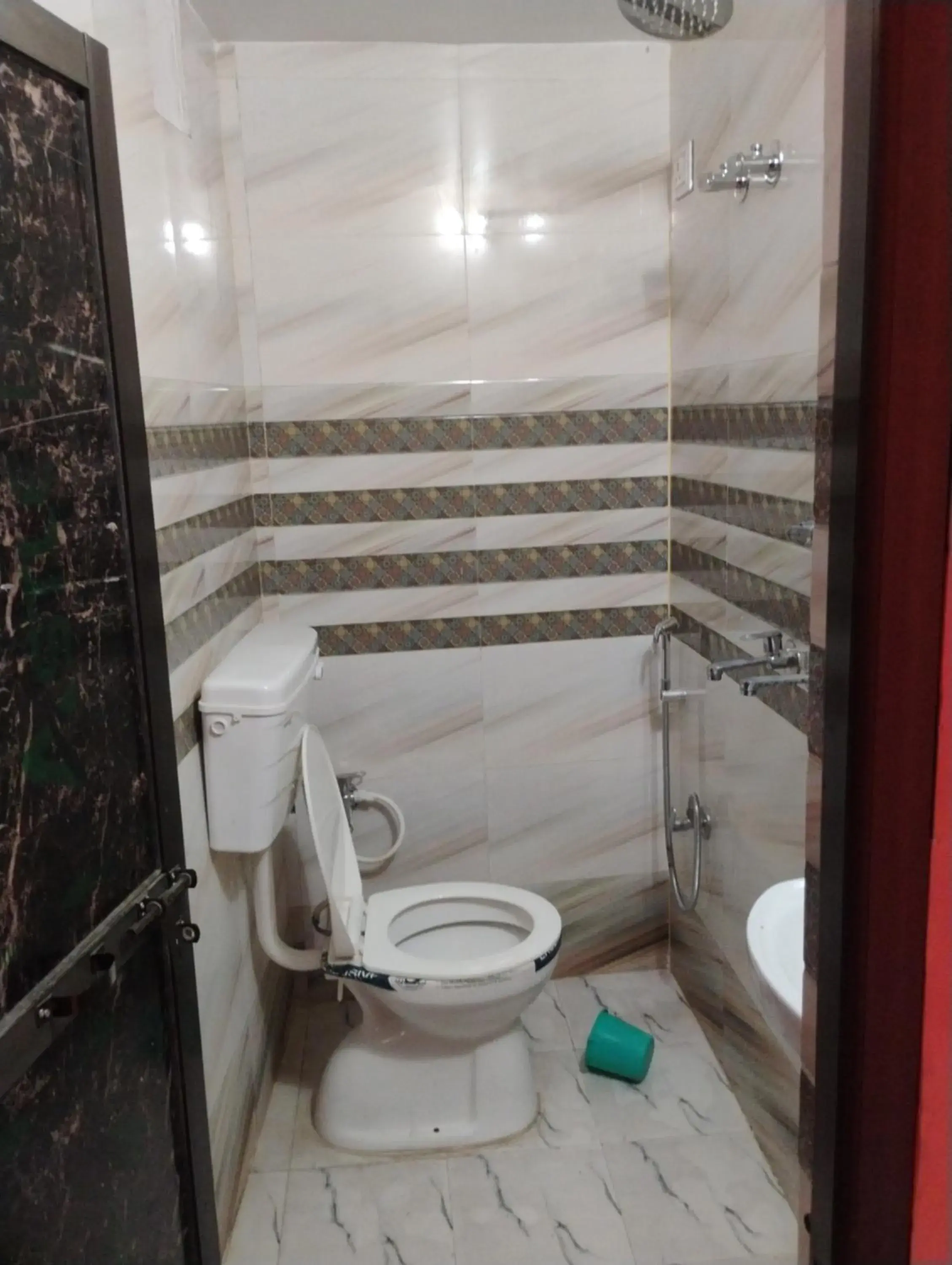 Deluxe Double Room in Geeta Teerth Guest House AC and Non AC Rooms Deluxe Double Room in Geeta Teerth Guest House AC and Non AC Rooms