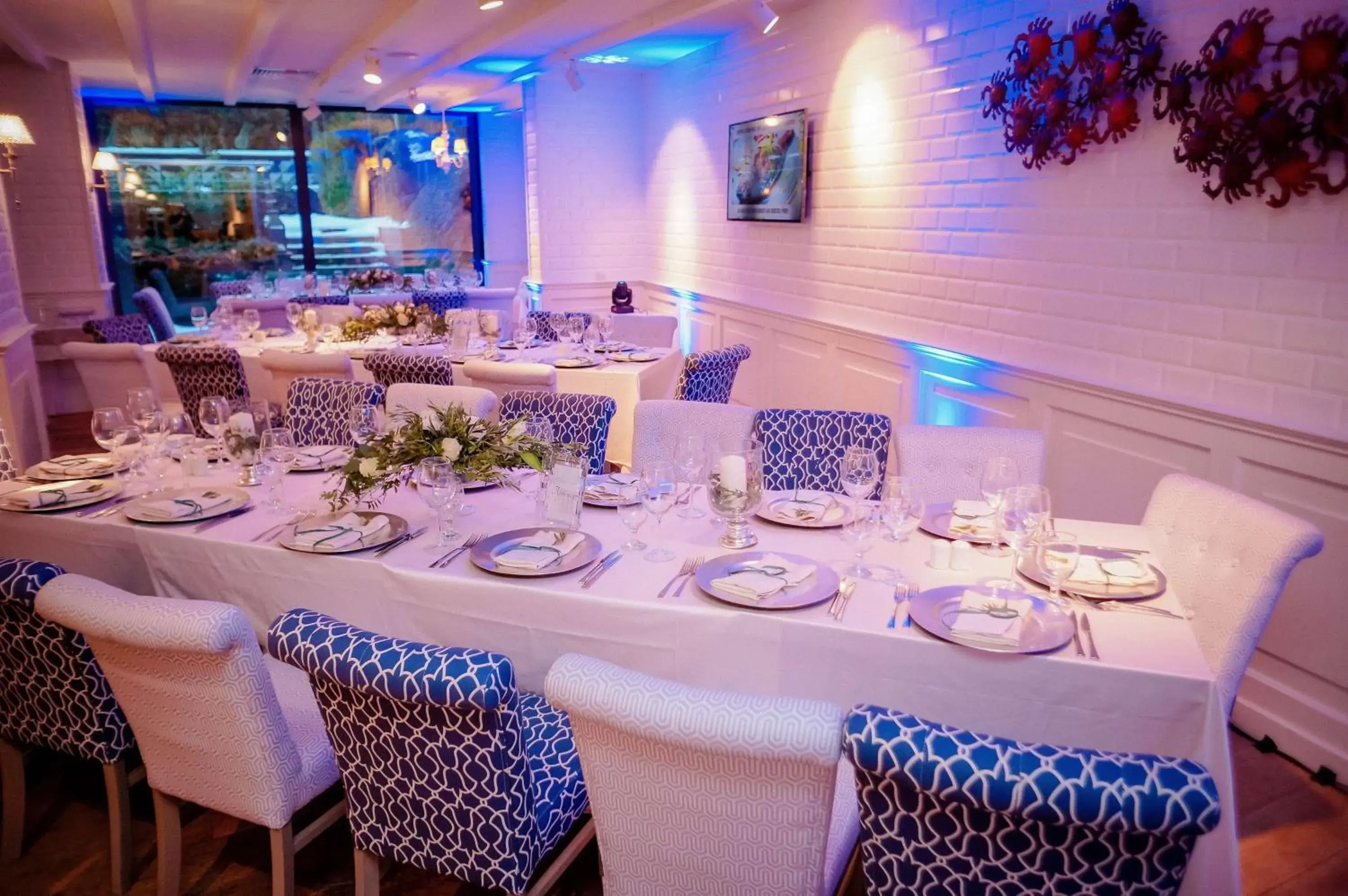 Property building in Best Western Plus Olives City Hotel - Free Pool & Parking Property building in Best Western Plus Olives City Hotel - Free Pool & Parking