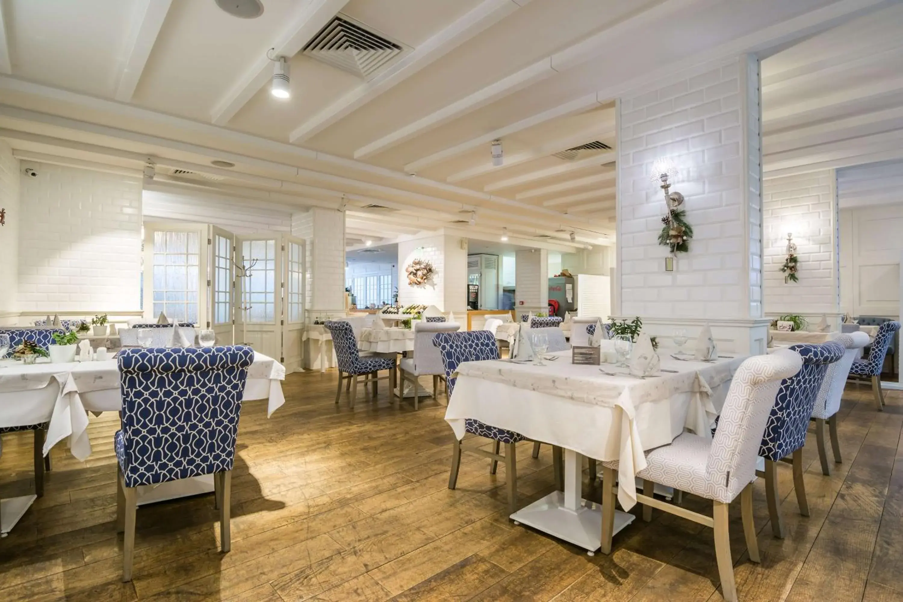 Restaurant/places to eat in Best Western Plus Olives City Hotel - Free Pool & Parking Restaurant/places to eat in Best Western Plus Olives City Hotel - Free Pool & Parking