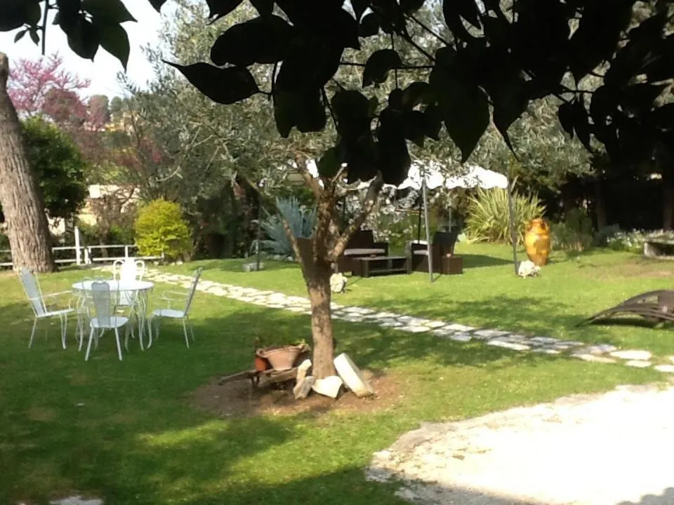 Garden in Villa Ghirardelli