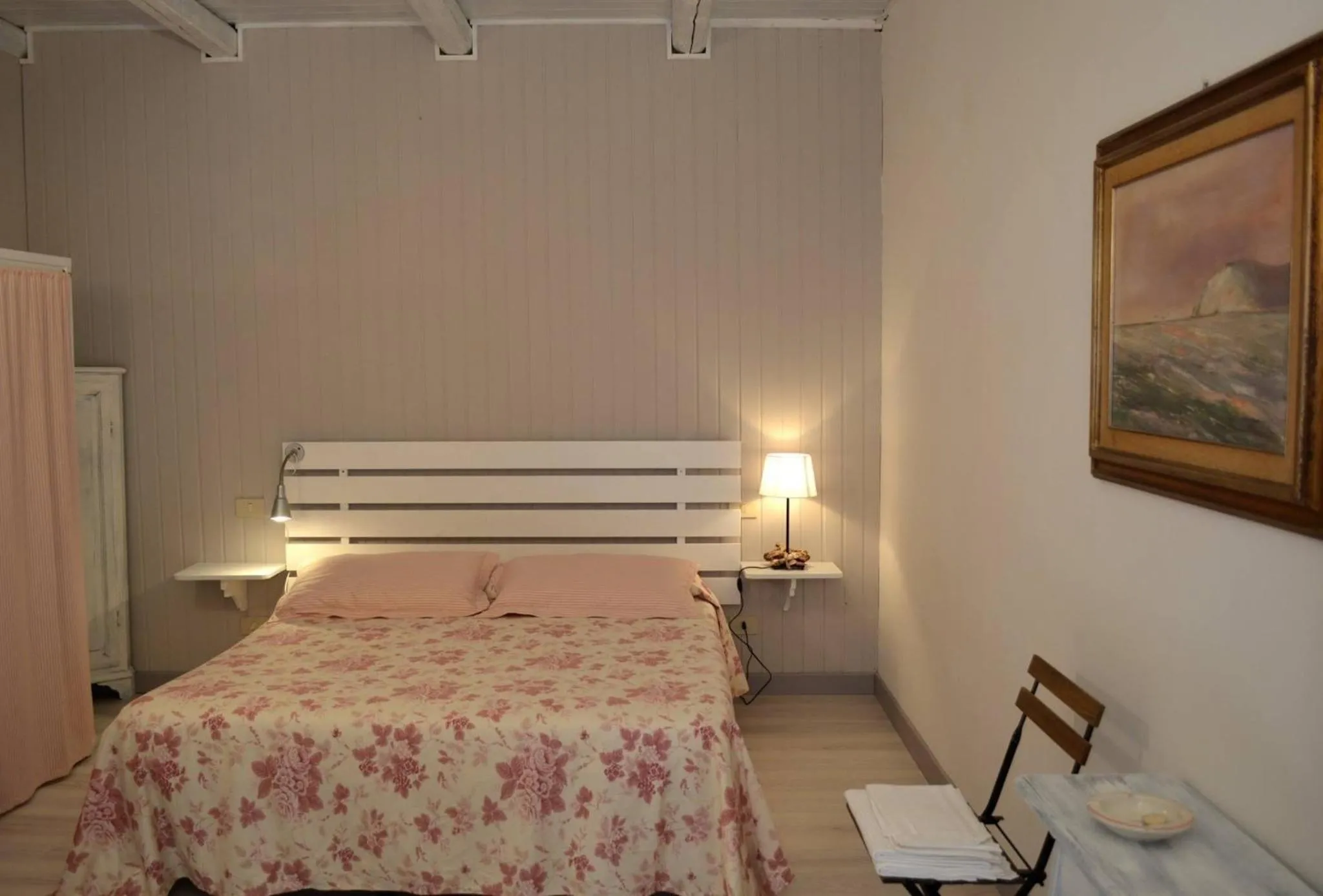 Bed in Villa Ghirardelli
