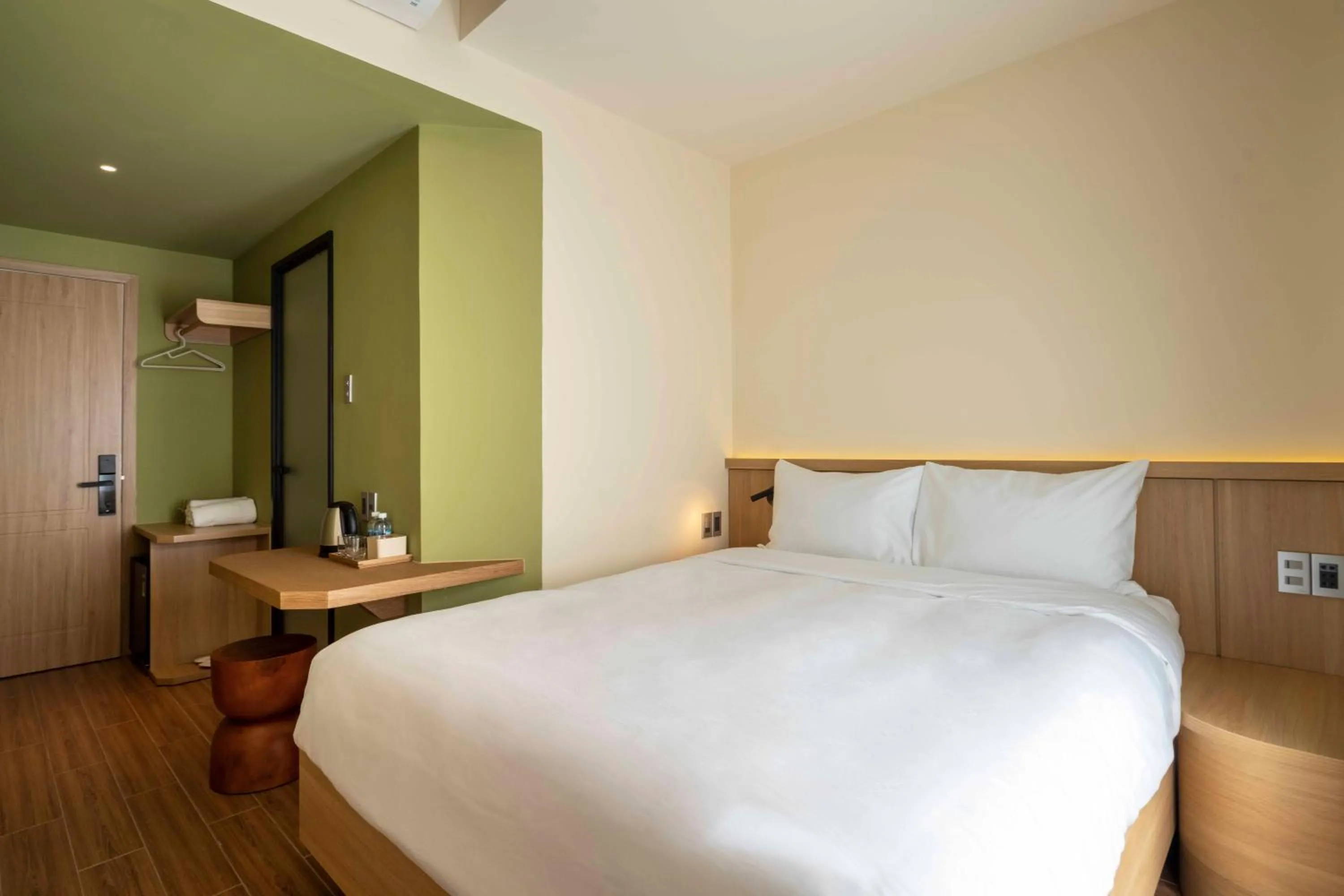 Bed in DP Hotel