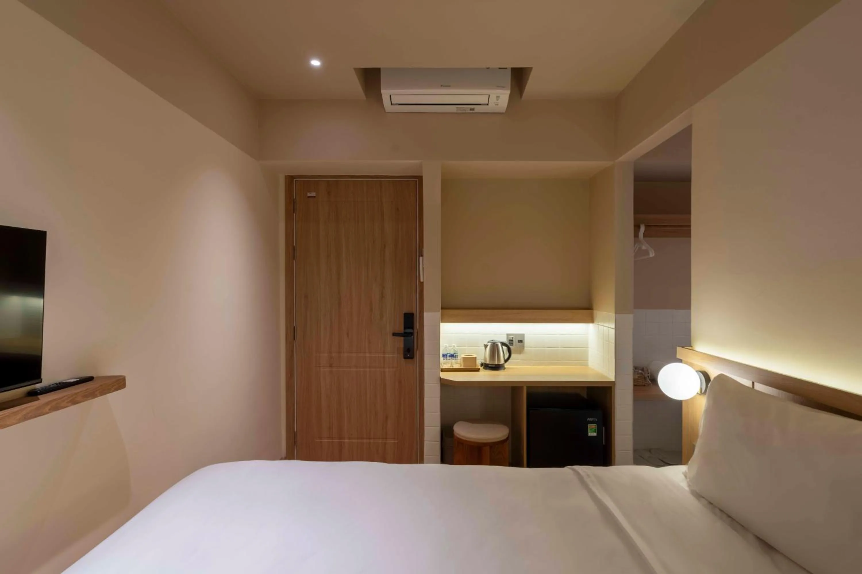 TV and multimedia, Bed in DP Hotel