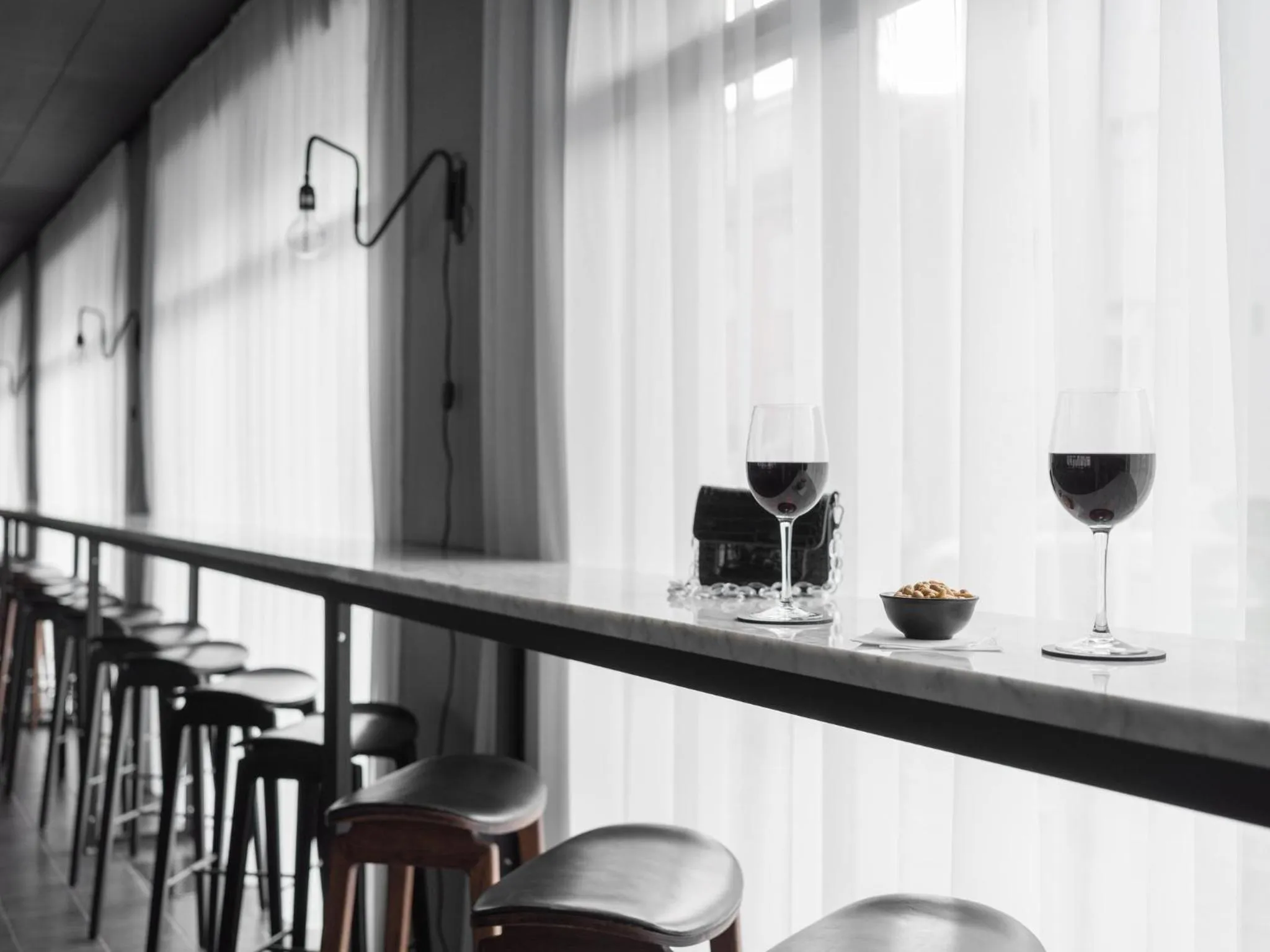 Lounge or bar in Skuggi Hotel by Keahotels