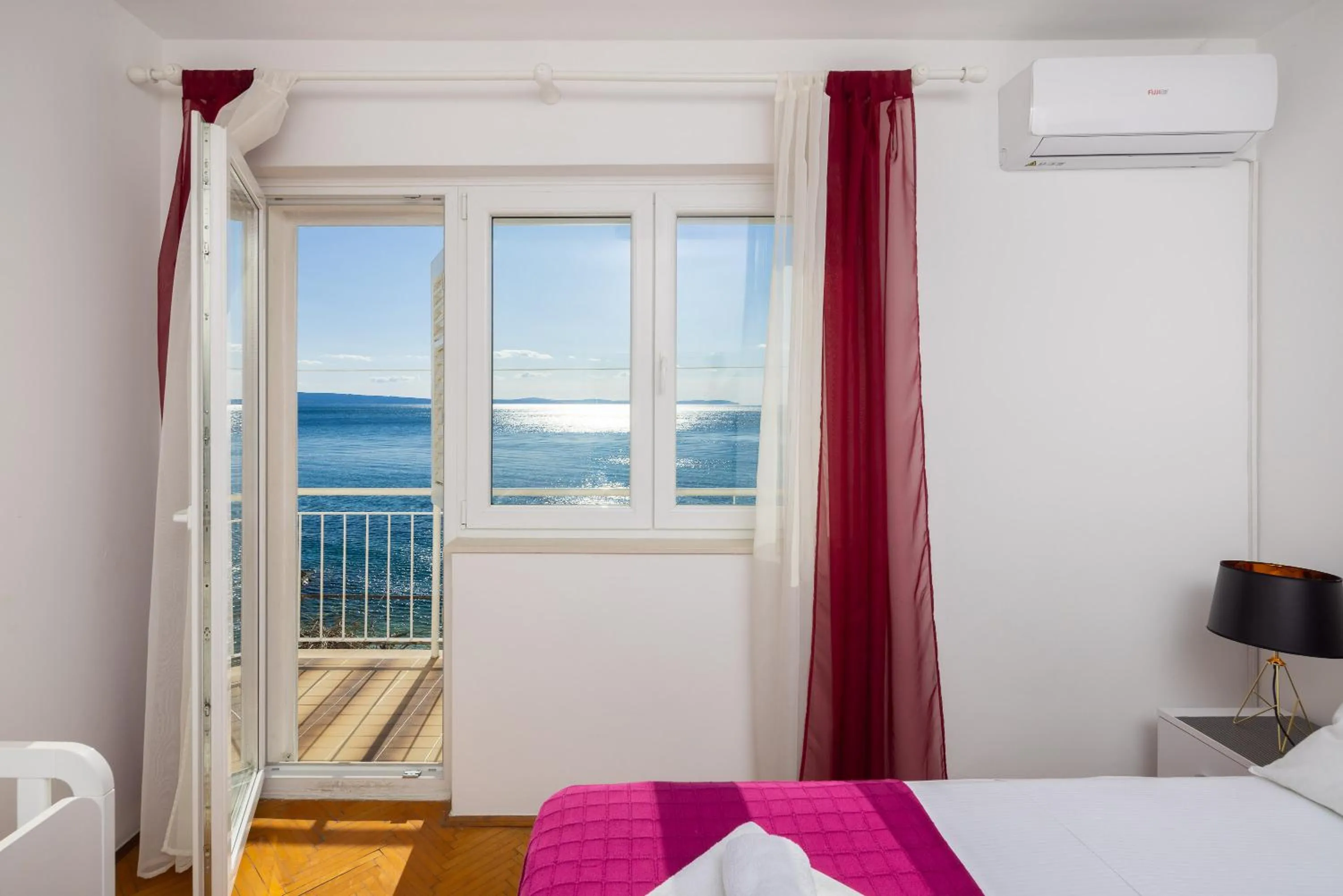 View (from property/room), Bed in Seaside Apartment Blue