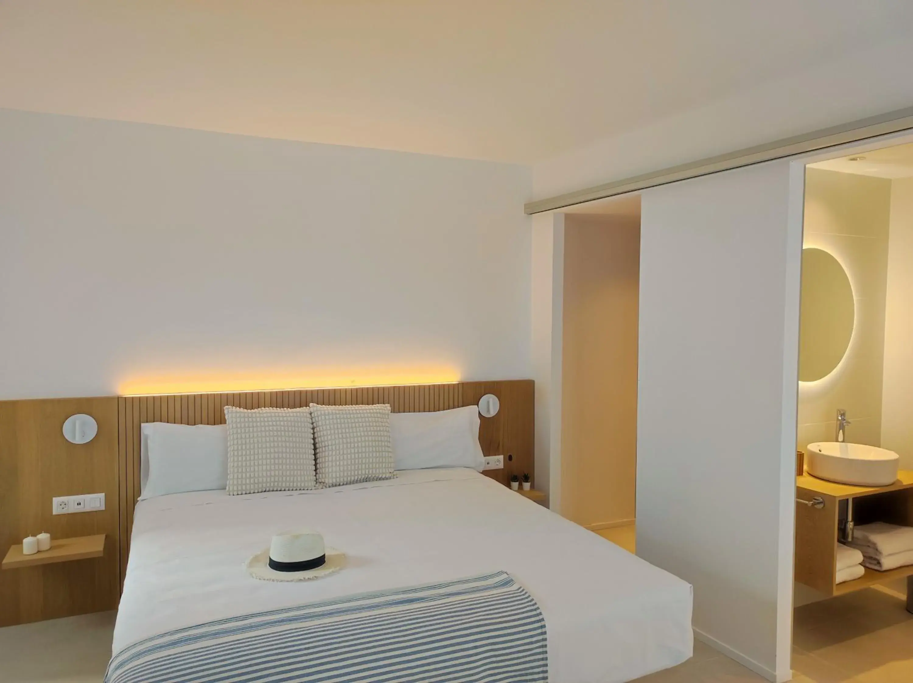 MYO Barcelona Hotel & Apartments MYO Barcelona Hotel & Apartments