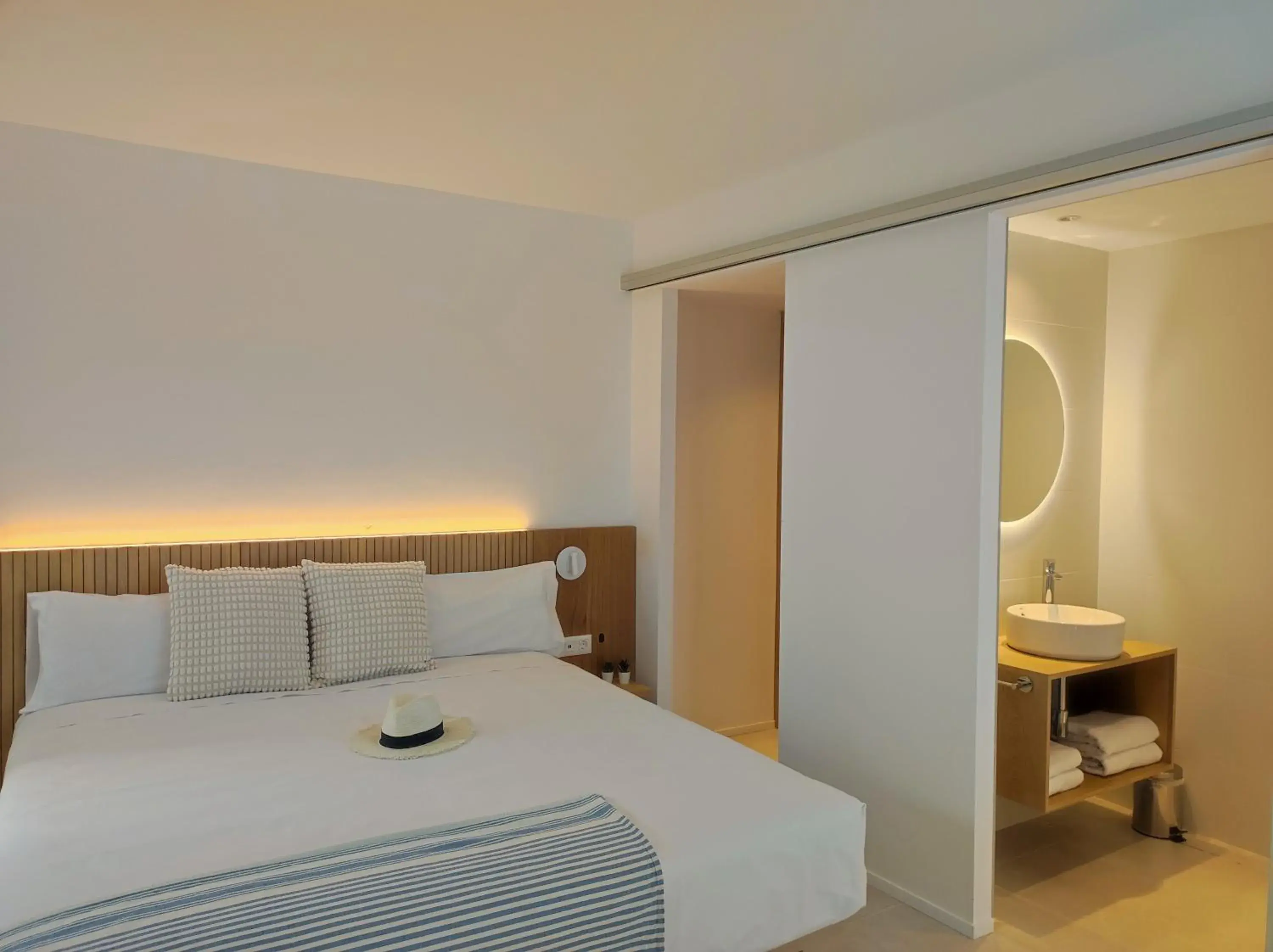 MYO Barcelona Hotel & Apartments MYO Barcelona Hotel & Apartments