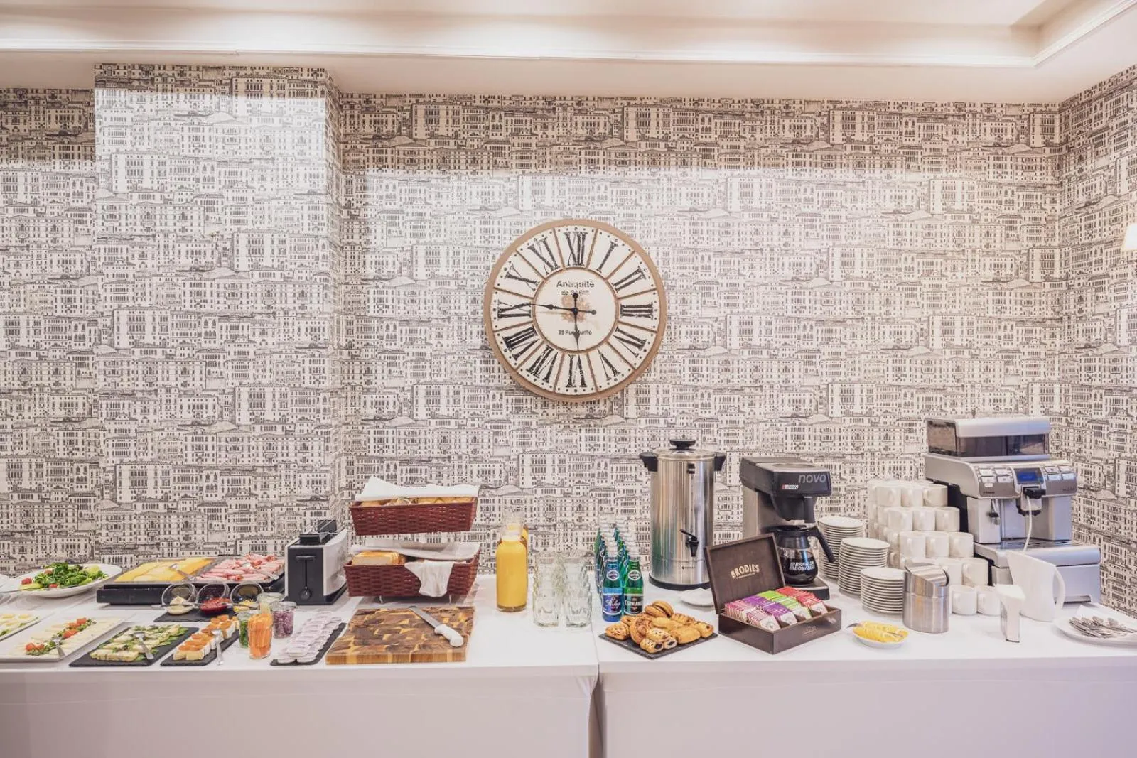 Breakfast in Hotel Wodnik